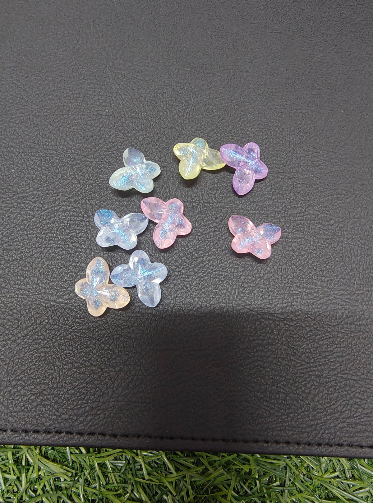 Acrylic glittery butterfly beads (AB2058)