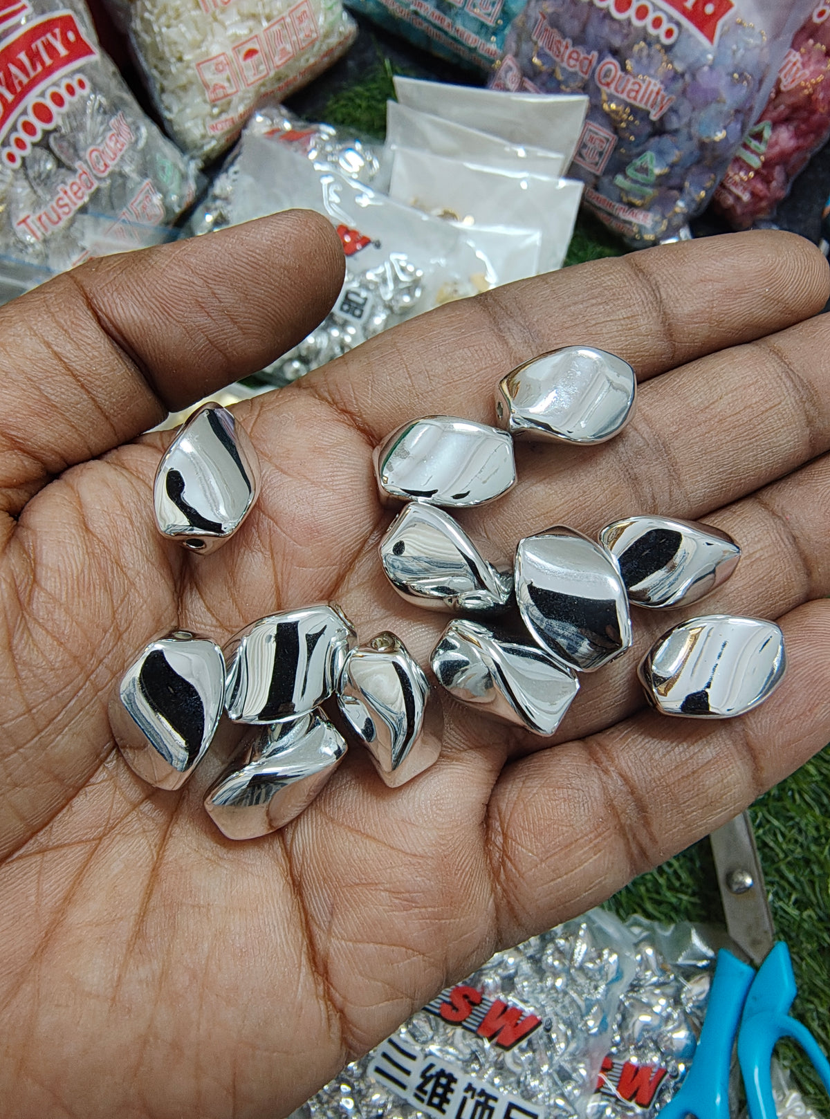 Uv acrylic silver beads (AB2094)