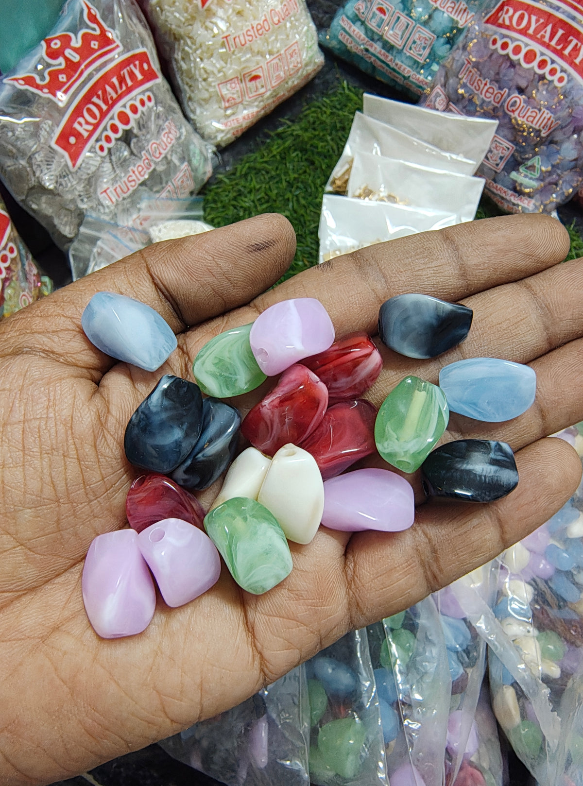 Multicolour Uv acrylic beads (AB2092)