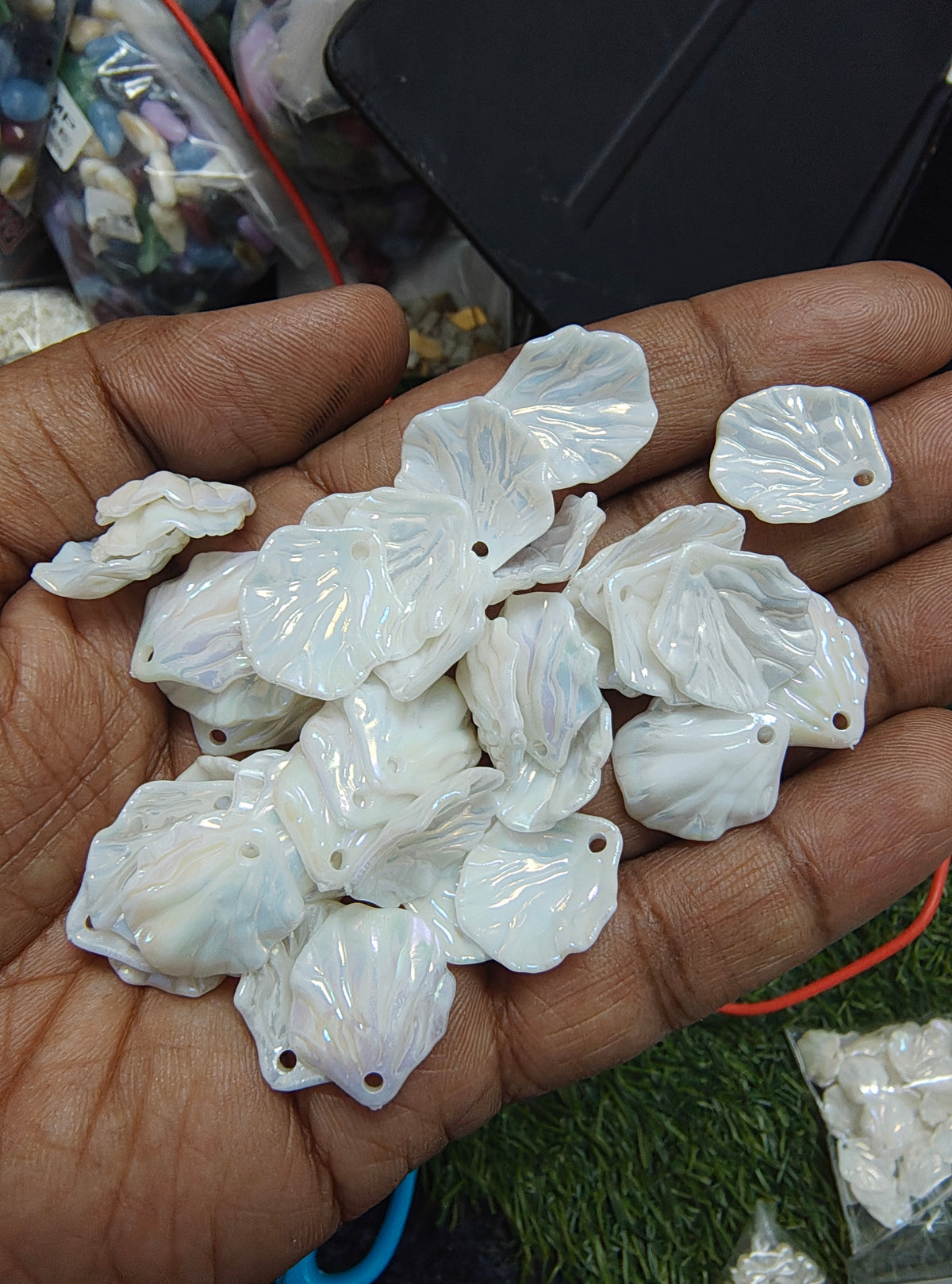 Acrylic white rainbow broad leaf beads (AB2068)