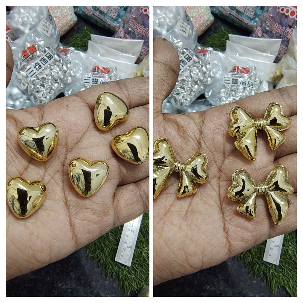 Uv acrylic golden heart/bow beads (AB2097)