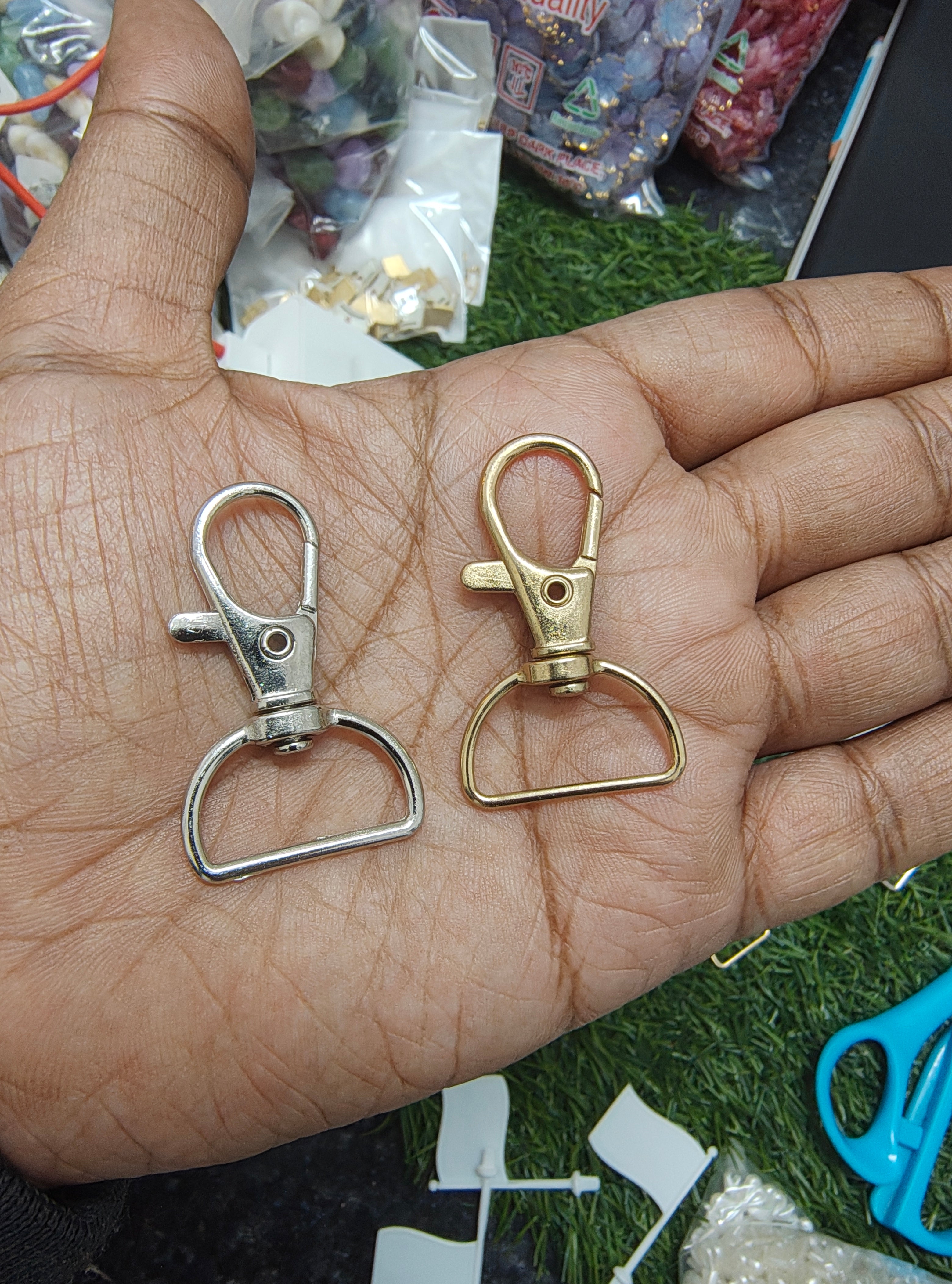 20mm base Dog hook ( HK6005 )