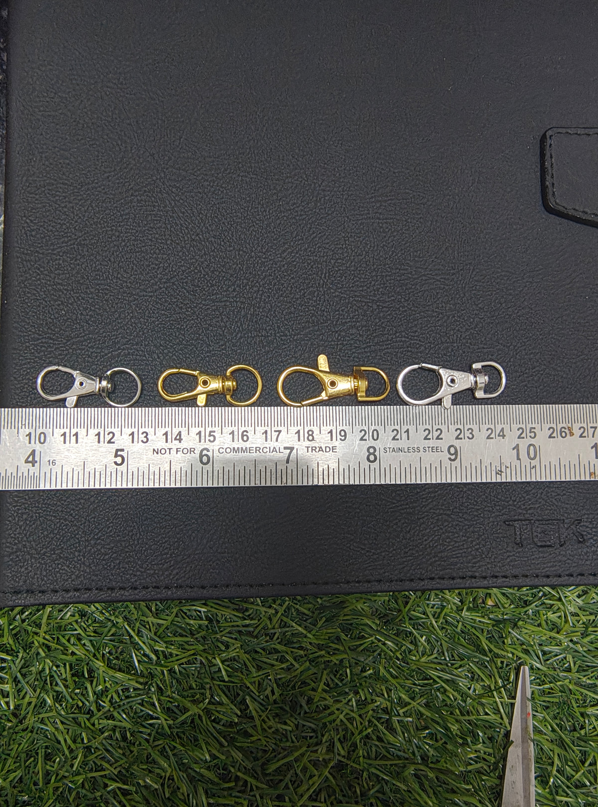 Lobster hook (32mm,35mm) ( HK6006 )