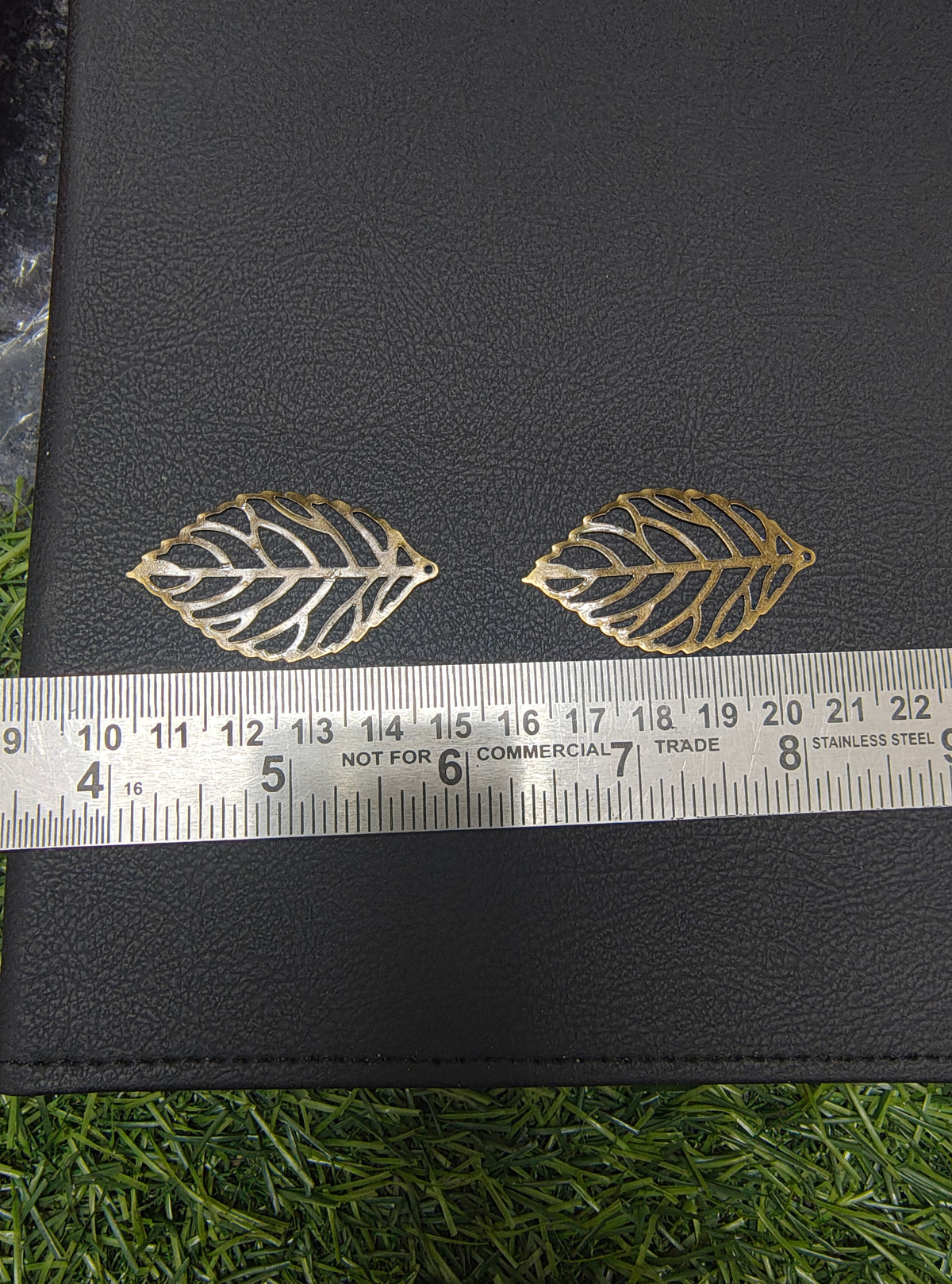 Antique metal leaf ( MTC7025 )