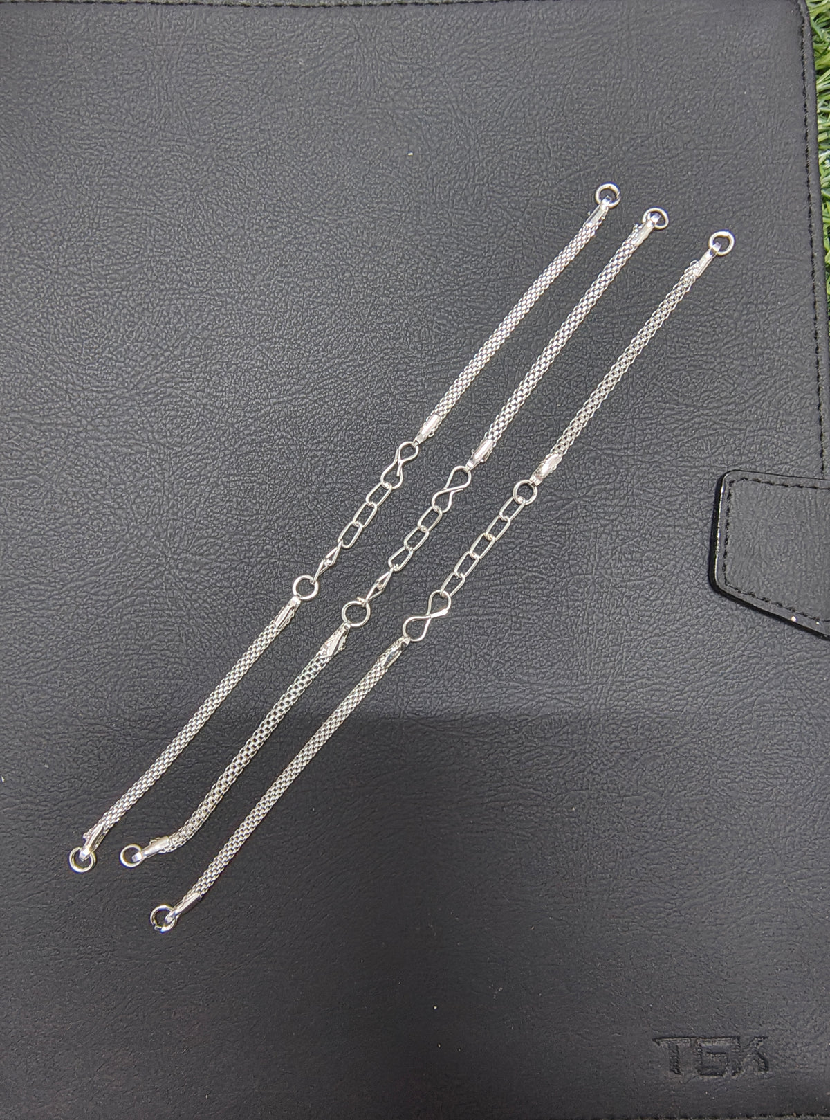 Long silver metal bracelet (JF1041)