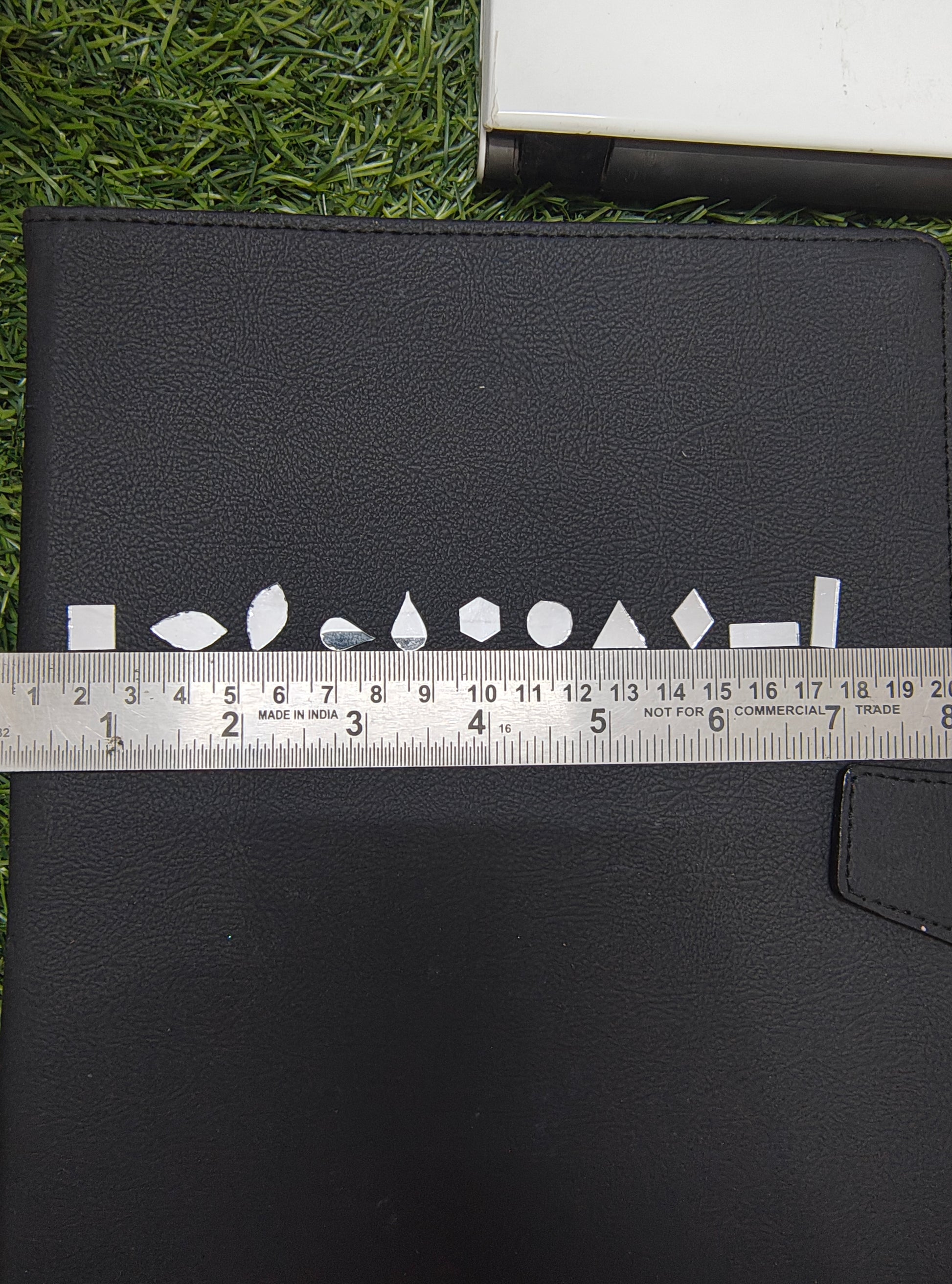 Different design mirror ( OP1002 )