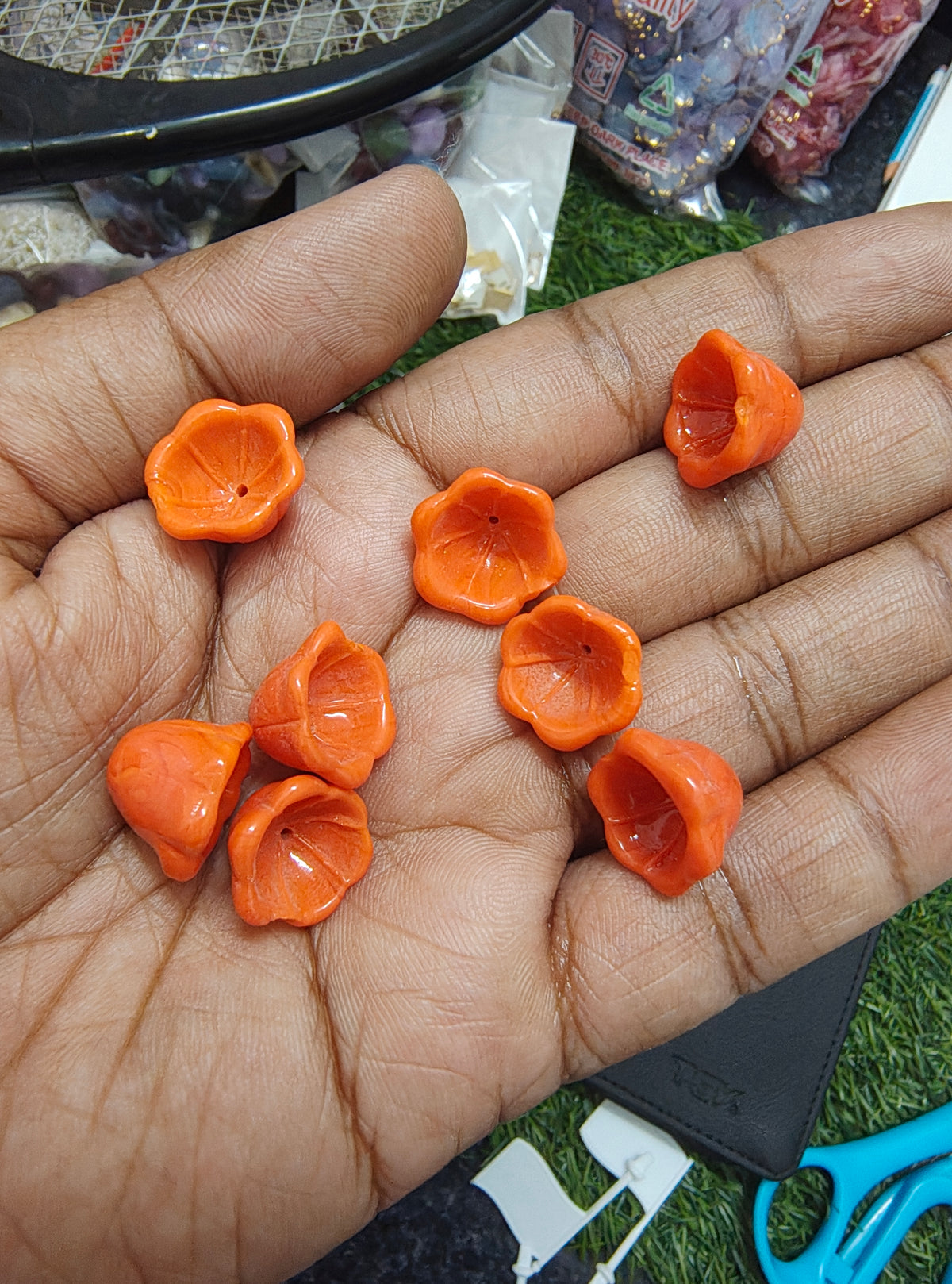 Orange glass big  tulip beads ( GB4026 )
