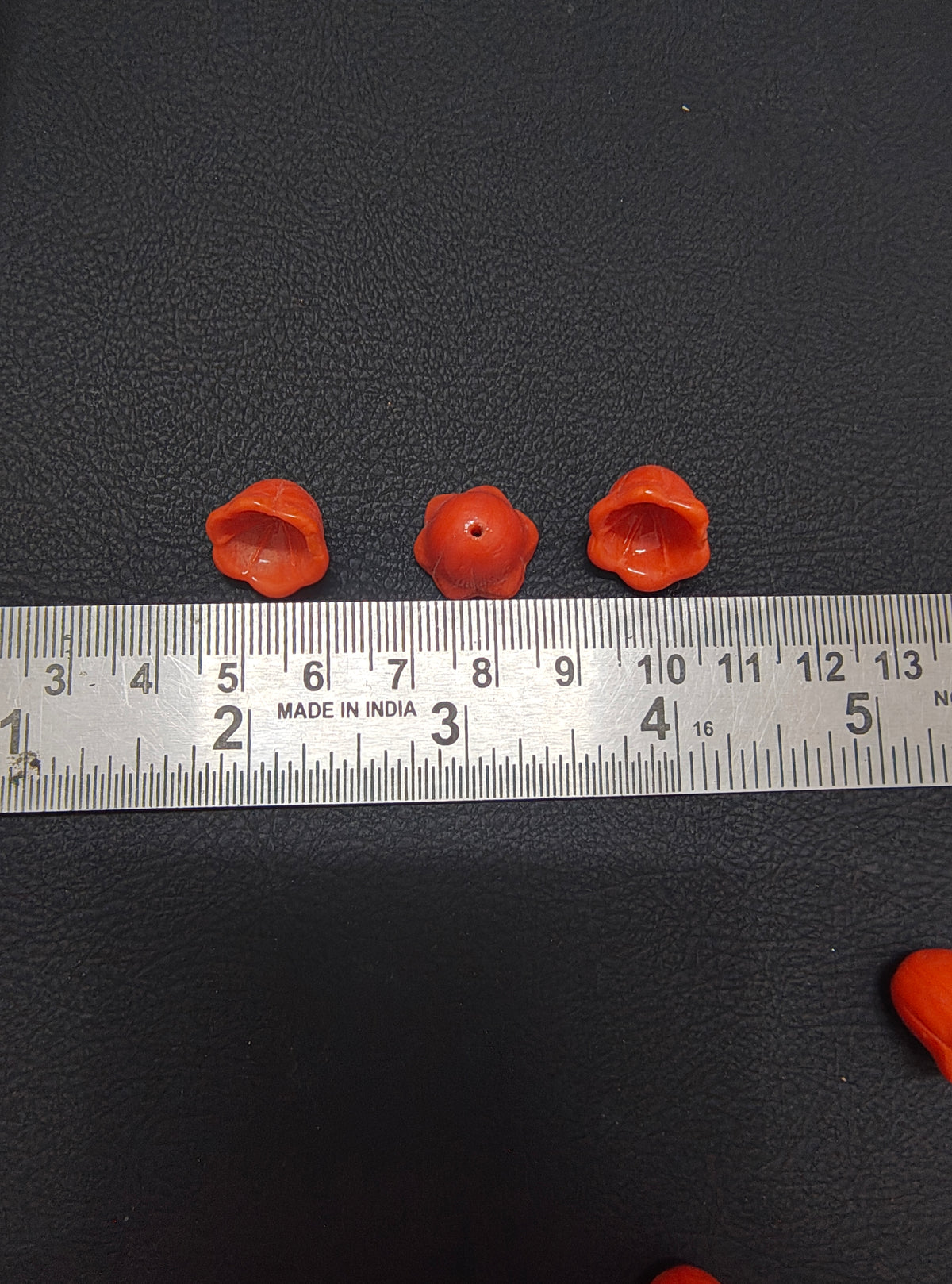 Orange glass big  tulip beads ( GB4026 )