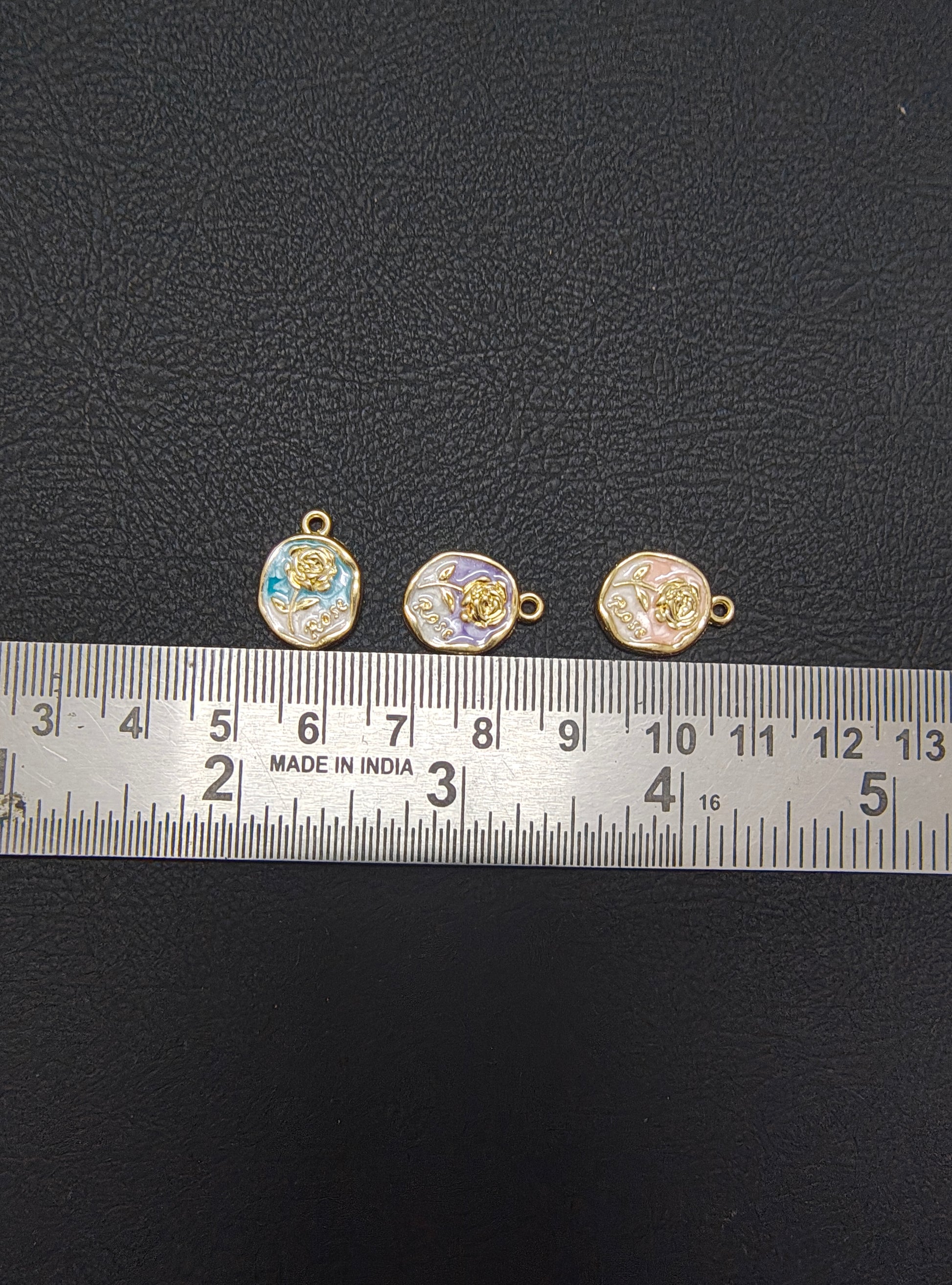 Rose enamal charm ( EC1100 )