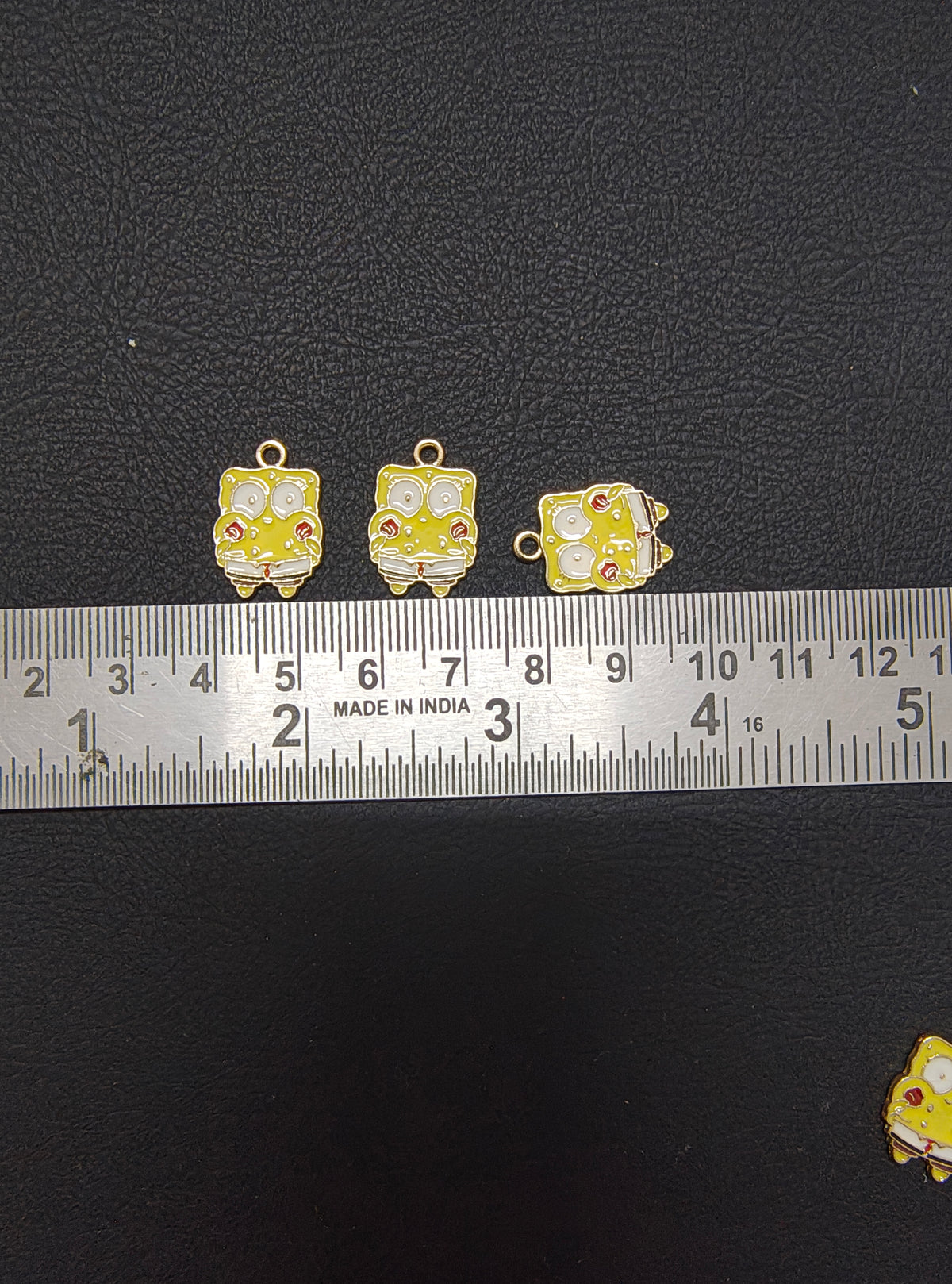 Sponge charm ( EC1102 )