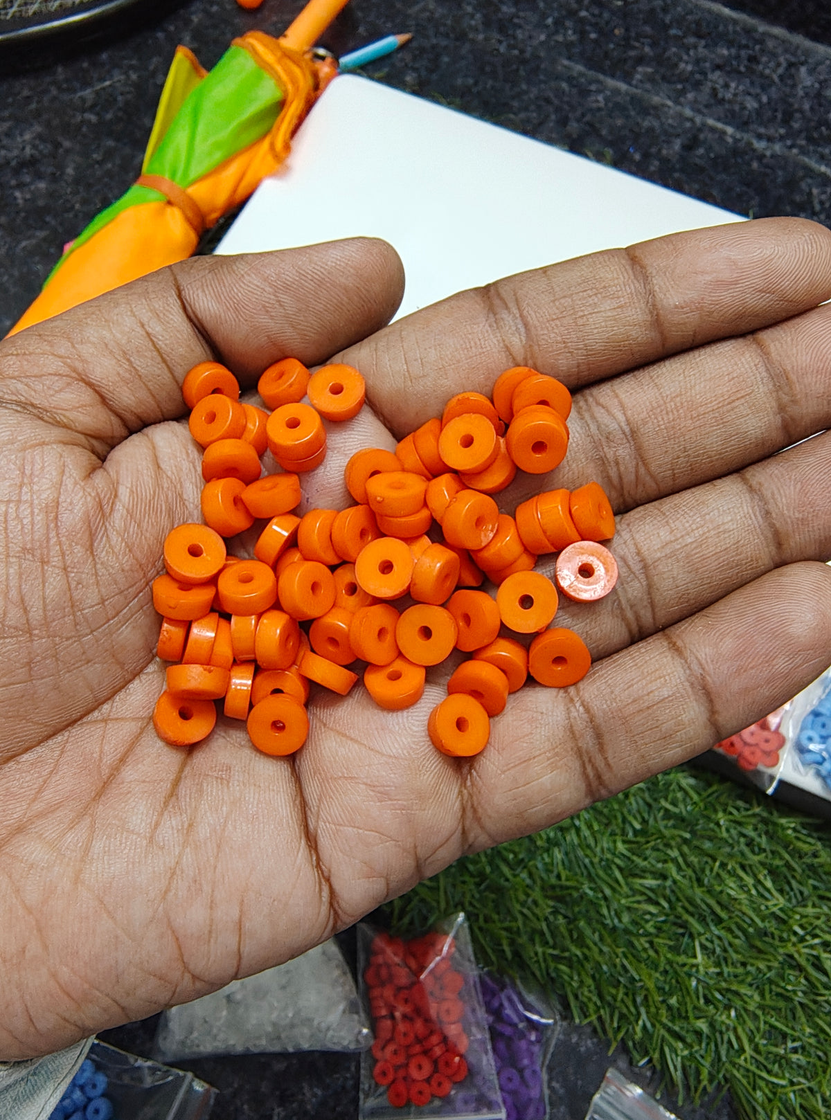 Acrylic flat beads (AB2099)
