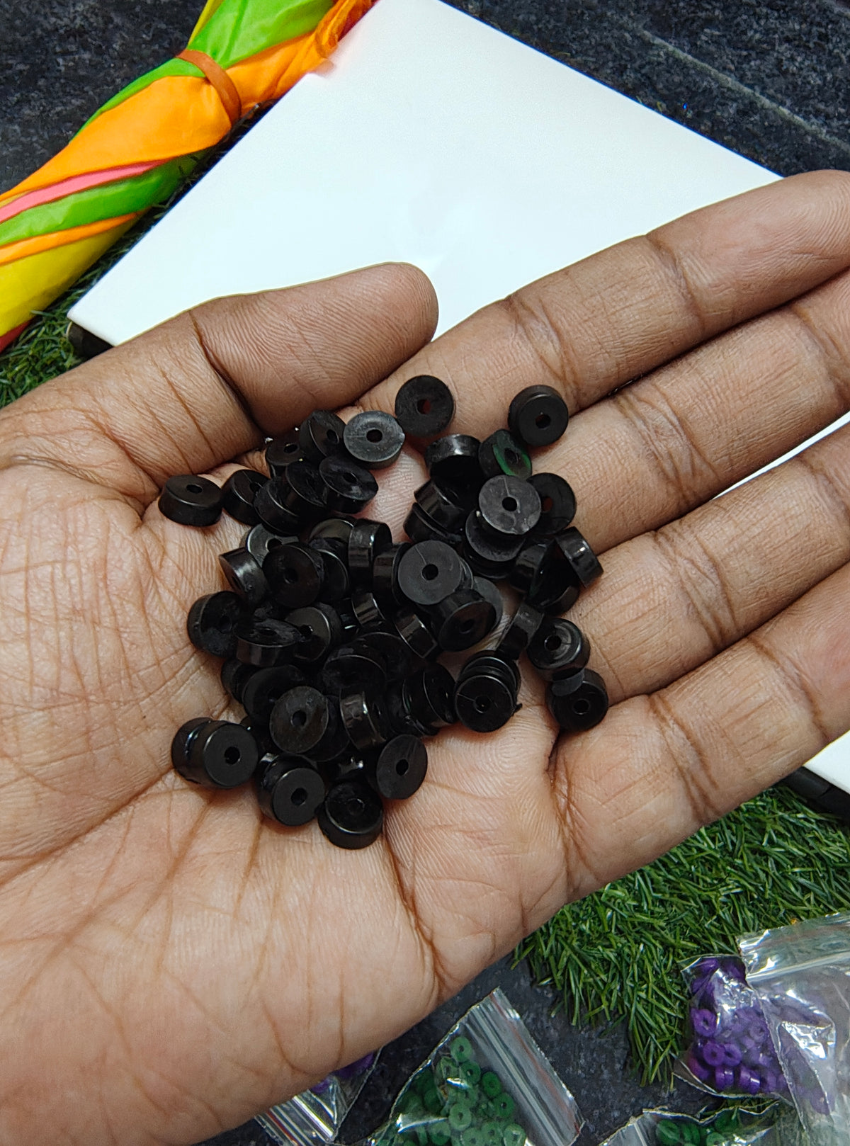 Acrylic flat beads (AB2099)