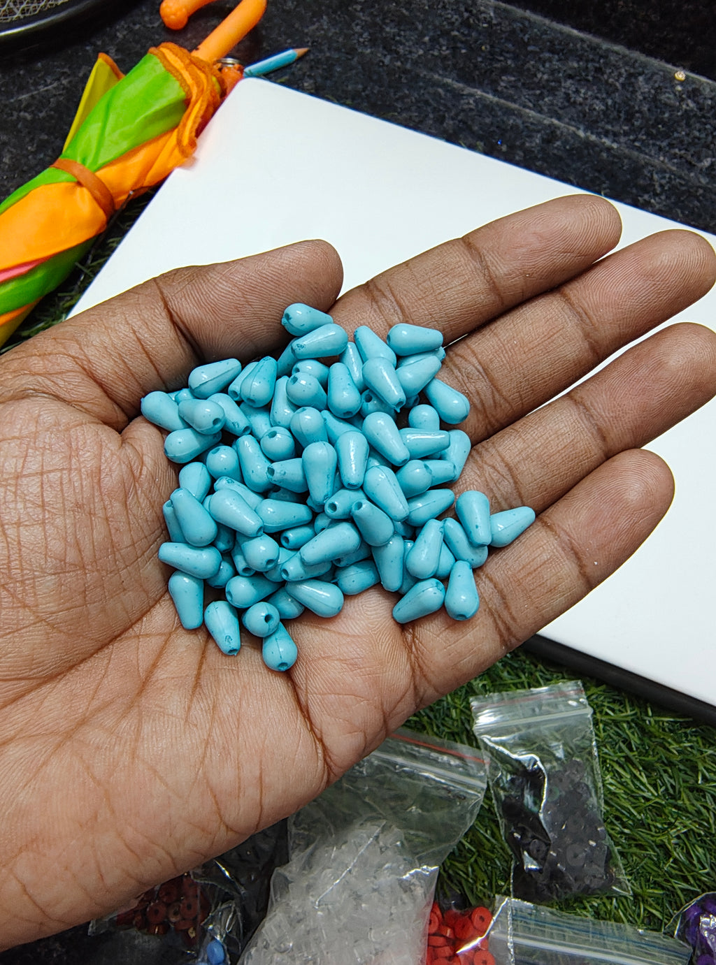 Acrylic drop beads (AB2098)