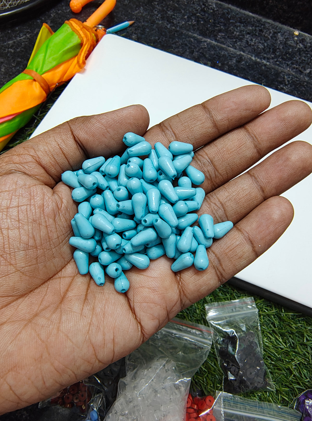 Acrylic drop beads (AB2098)