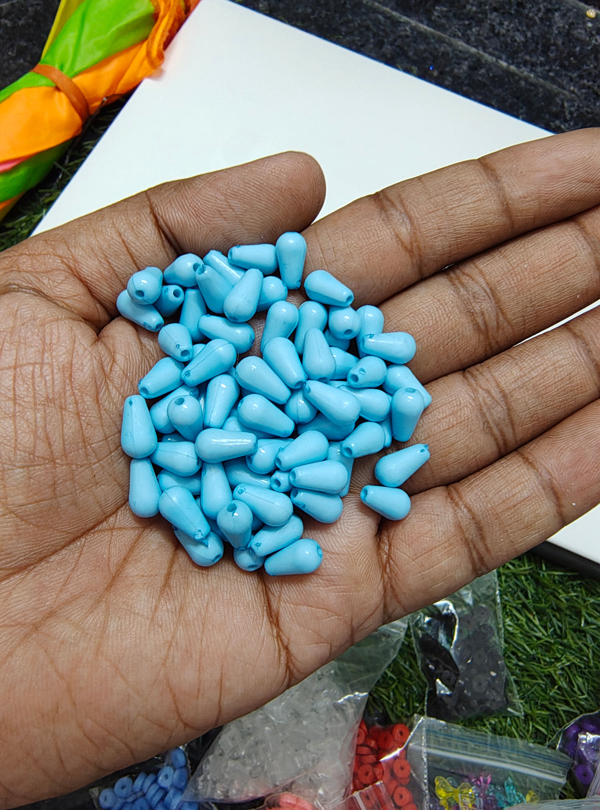 Acrylic drop beads (AB2098)
