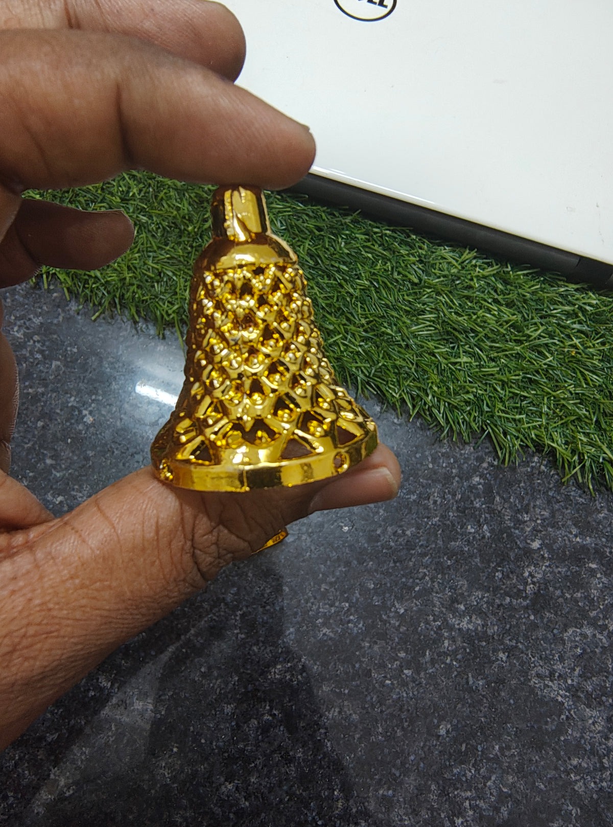 Acrylic golden bell ( OP1015 )