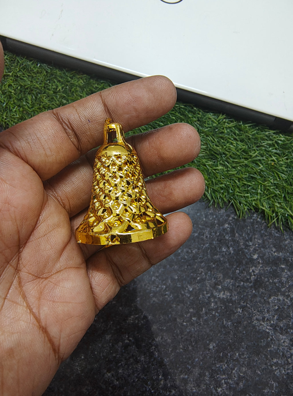 Acrylic golden bell ( OP1015 )