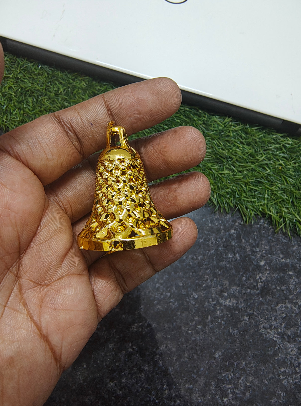 Acrylic golden bell ( OP1015 )