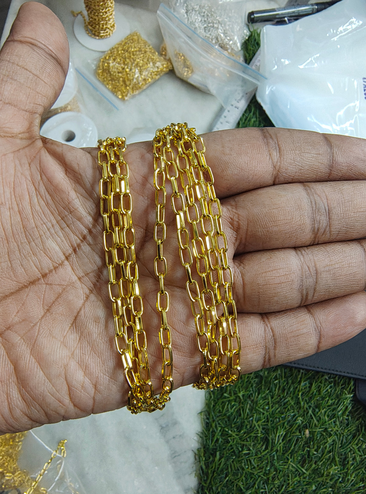 Golden chain ( ch-511)