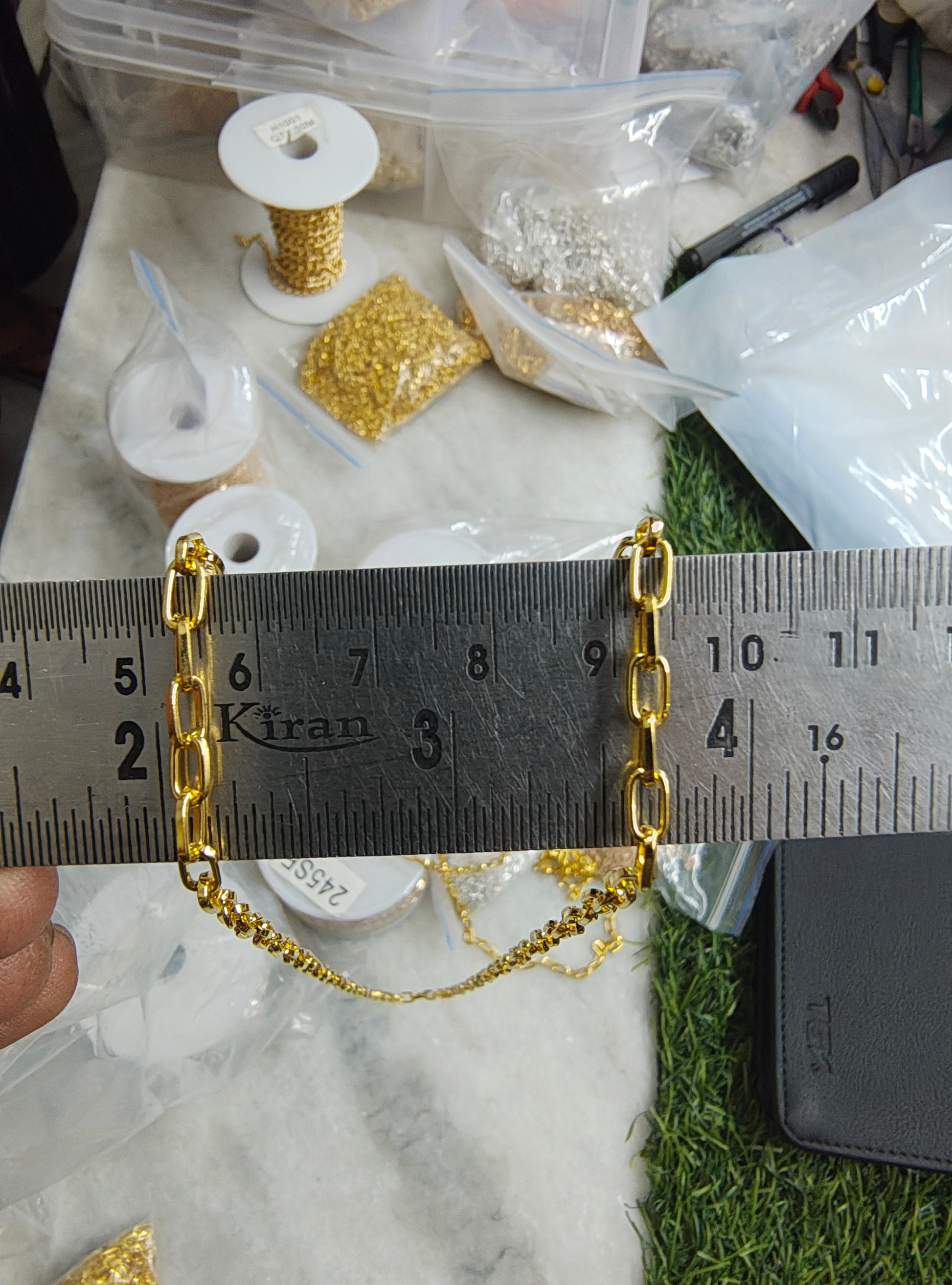 Golden chain ( ch-511)