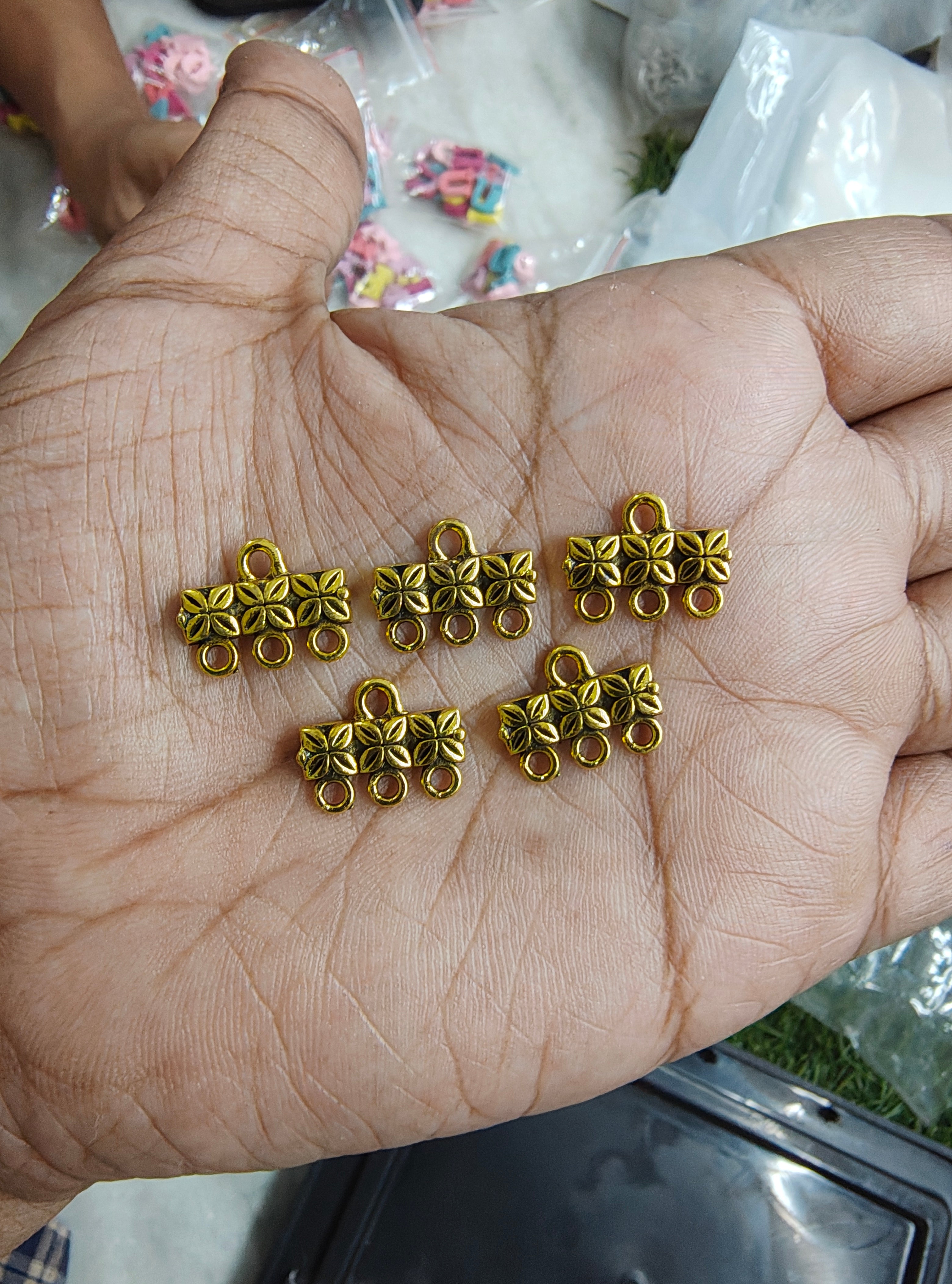 3 hole golden side hook (JF1058)