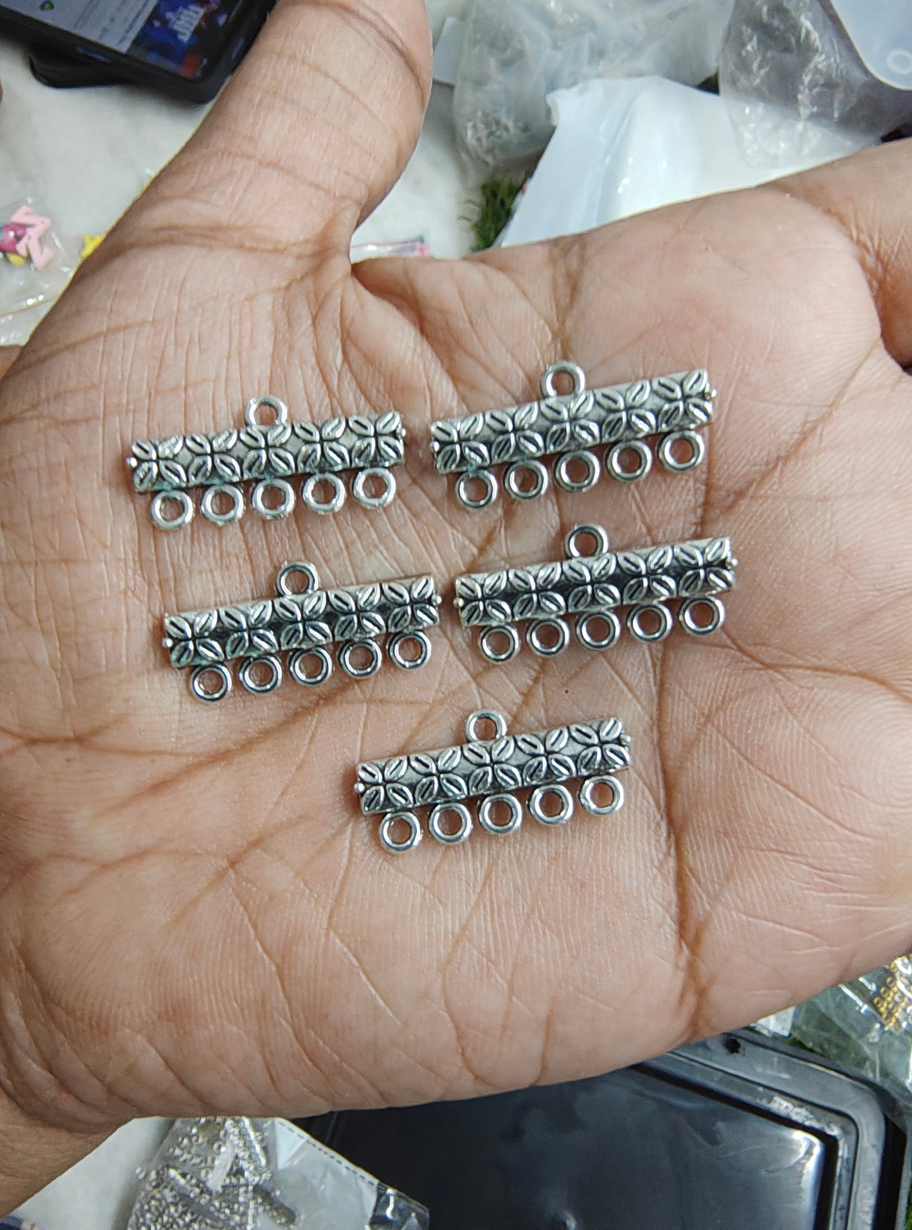 5 hole silver side hook (JF1060)