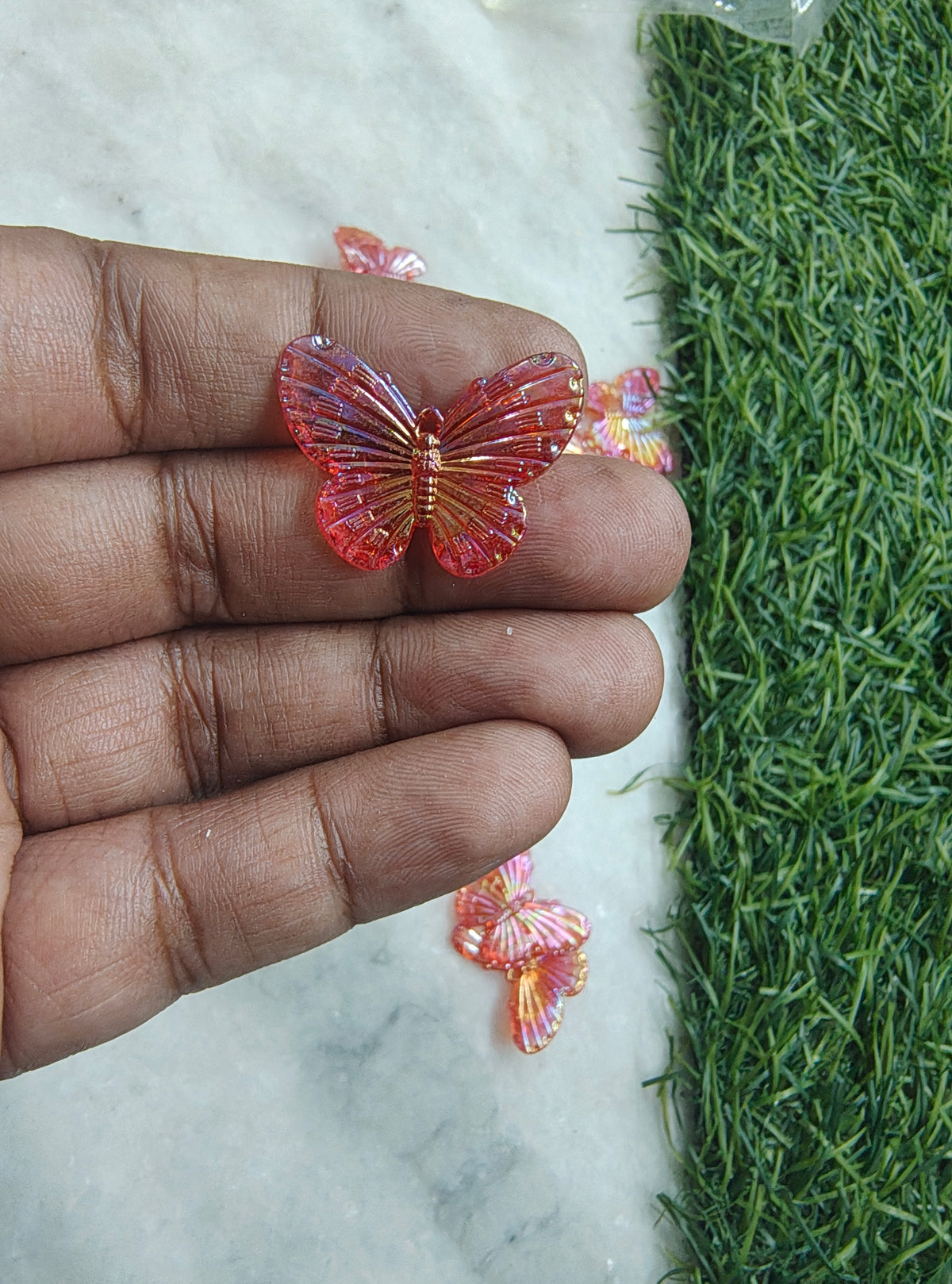Acrylic shiny butterfly (AB2124)