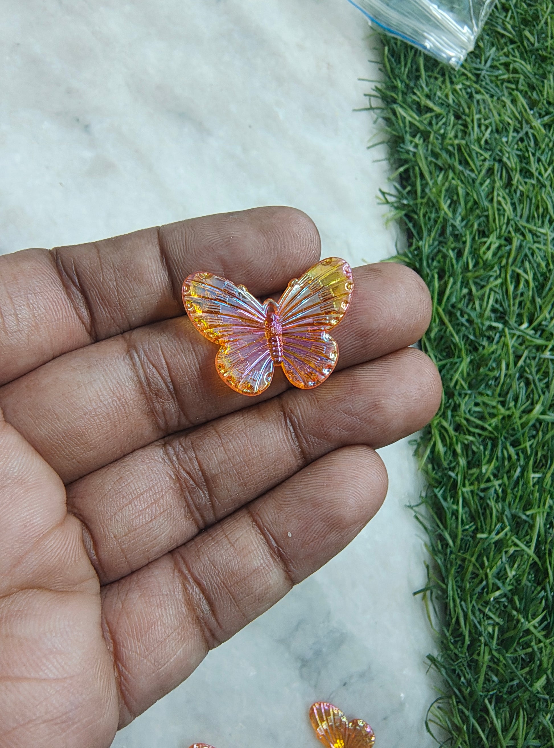 Acrylic shiny butterfly (AB2124)