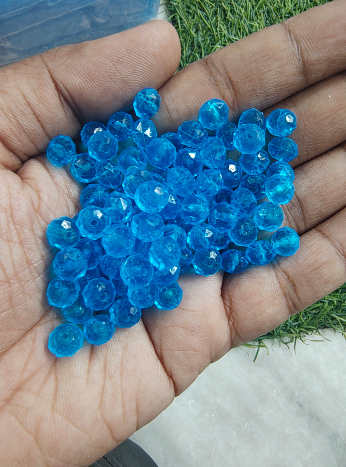 8mm acrylic crystal beads (AB2125)