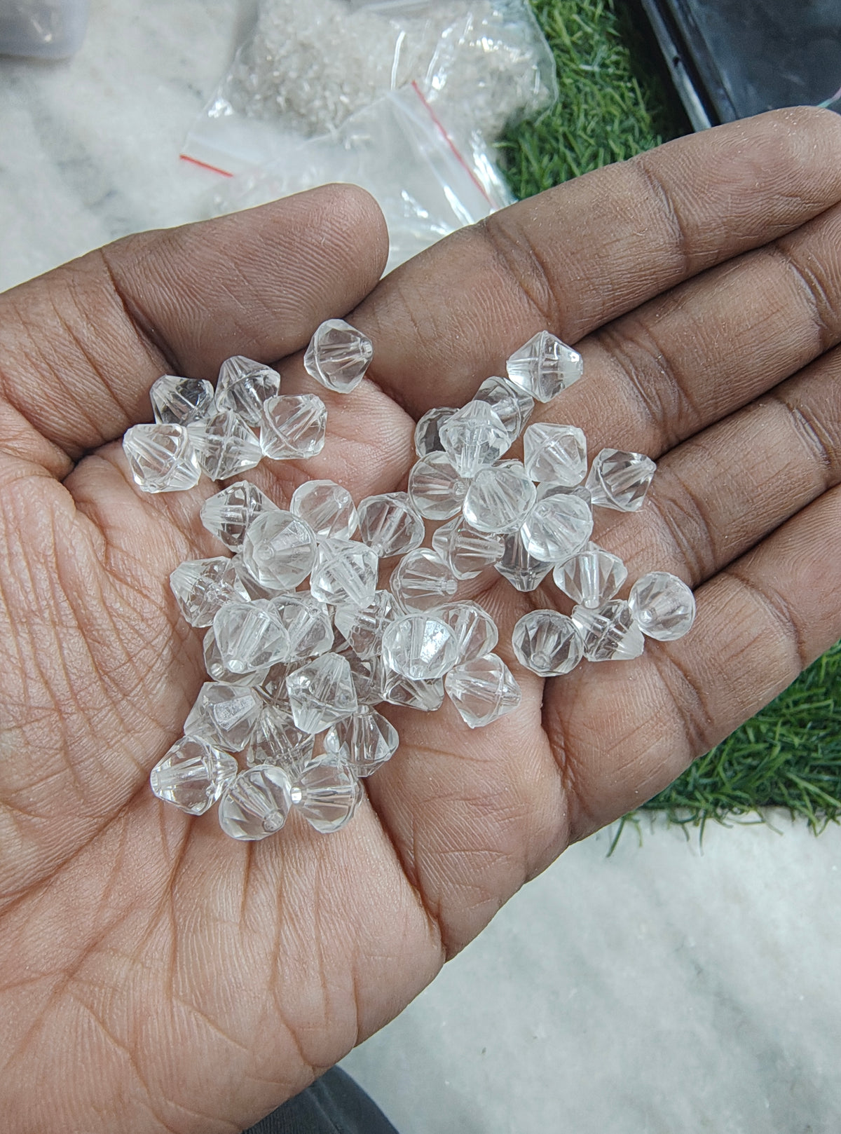 Diamond transparent acrylic crystal beads ( AB2123)