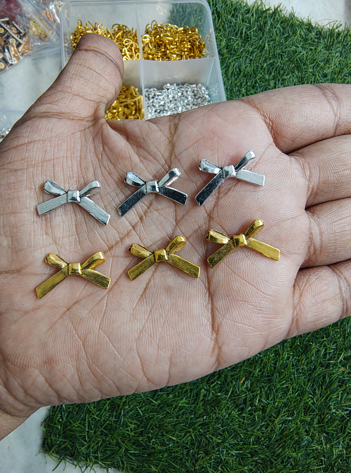 Metal bow beads ( MTC7048 )