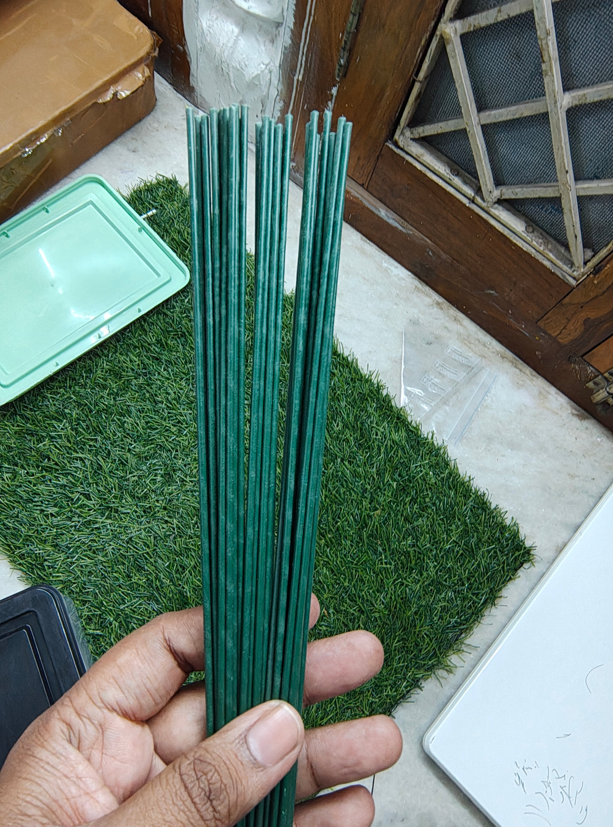 Flower stick/stem ( OP1016 )