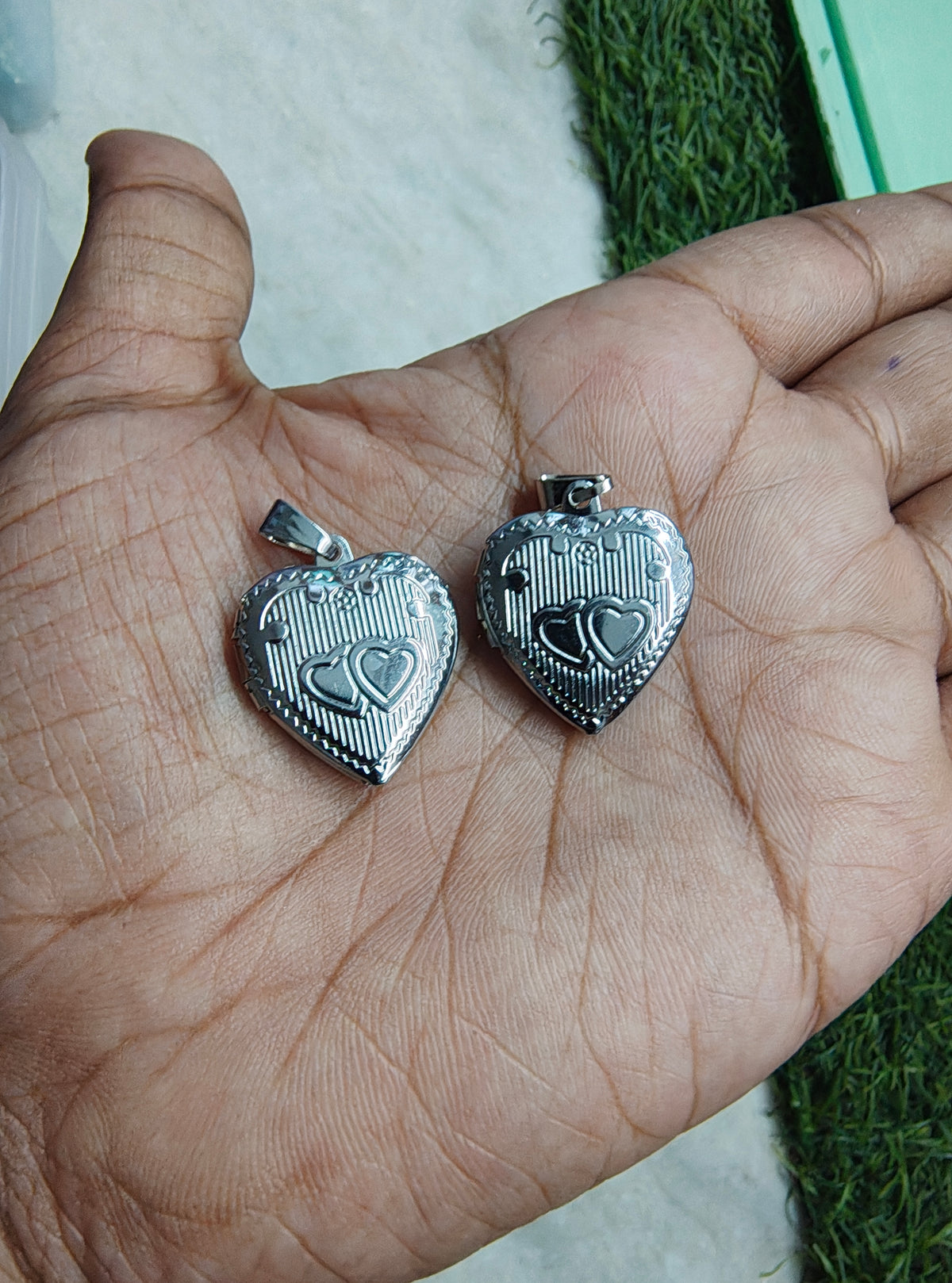 Big silver openable heart pandent ( PC2033 )