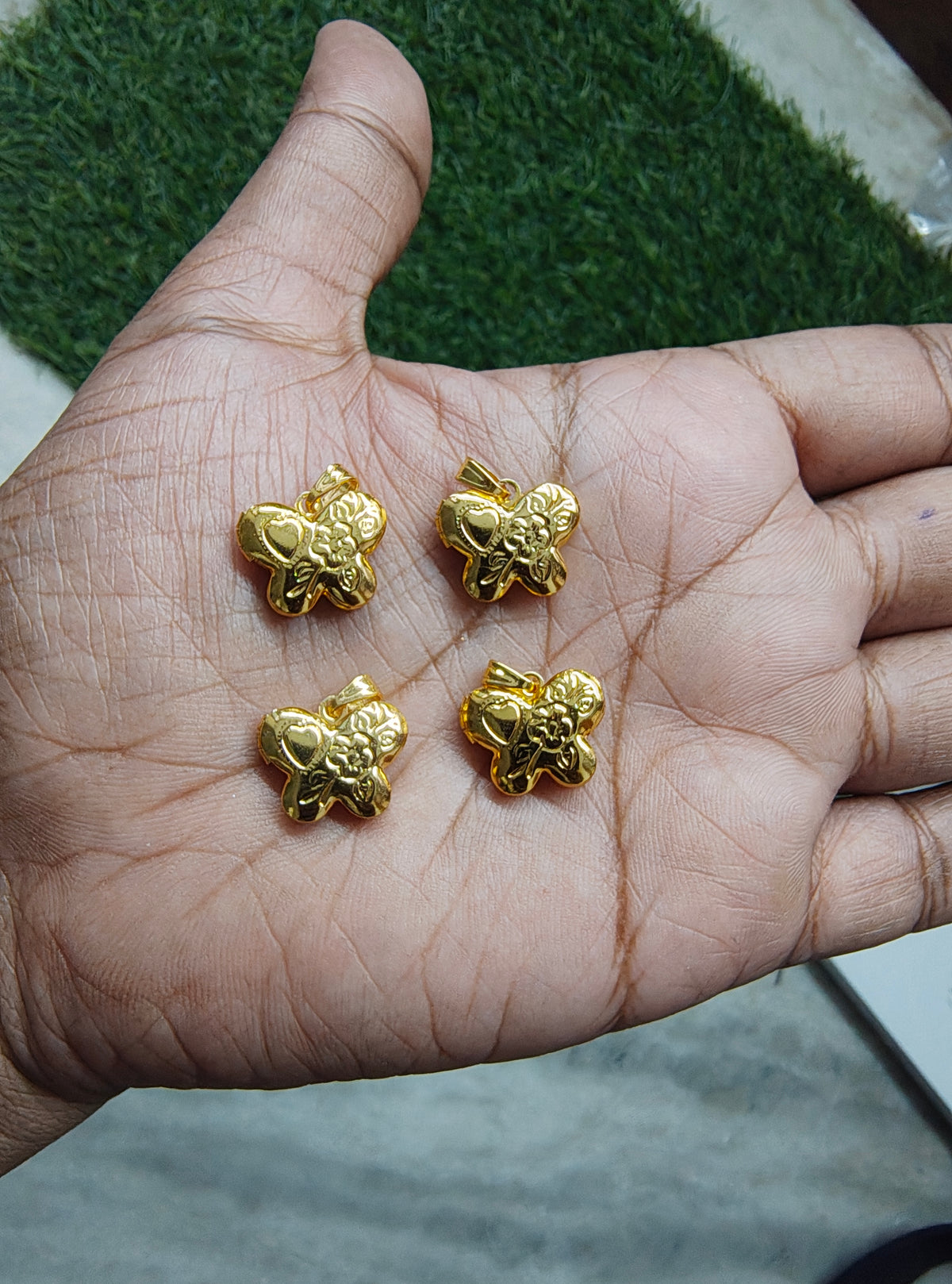 Golden Openable butterfly pandent ( PC2031 )