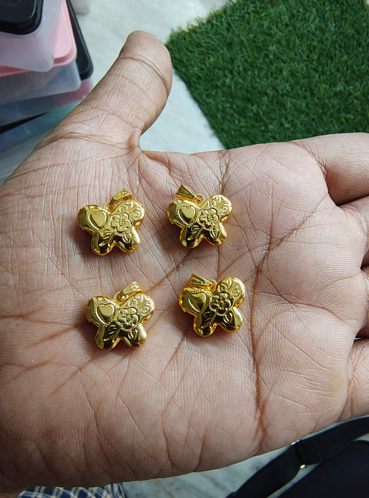 Golden Openable butterfly pandent ( PC2031 )