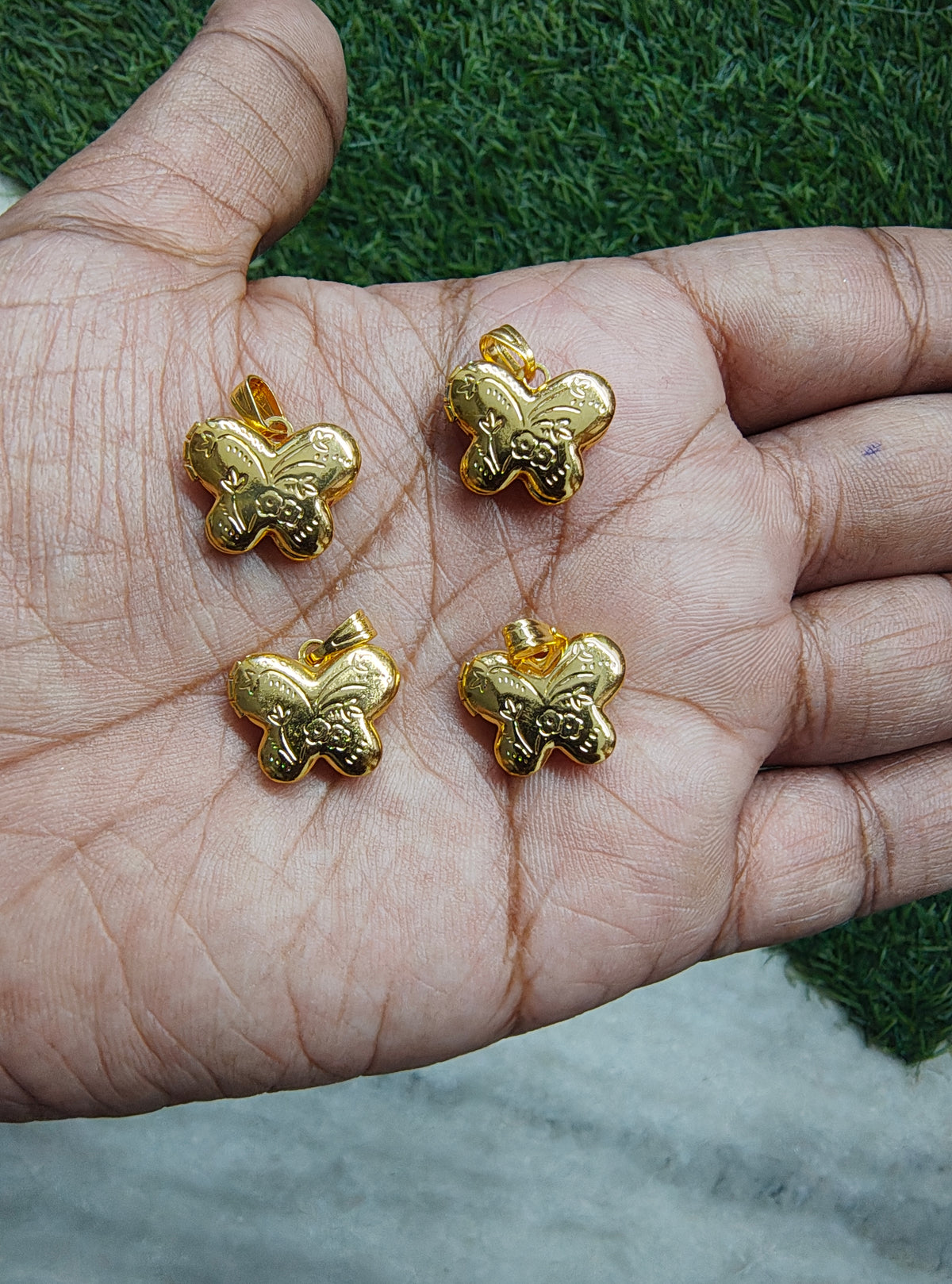 Golden openable butterfly pandent ( PC2030)