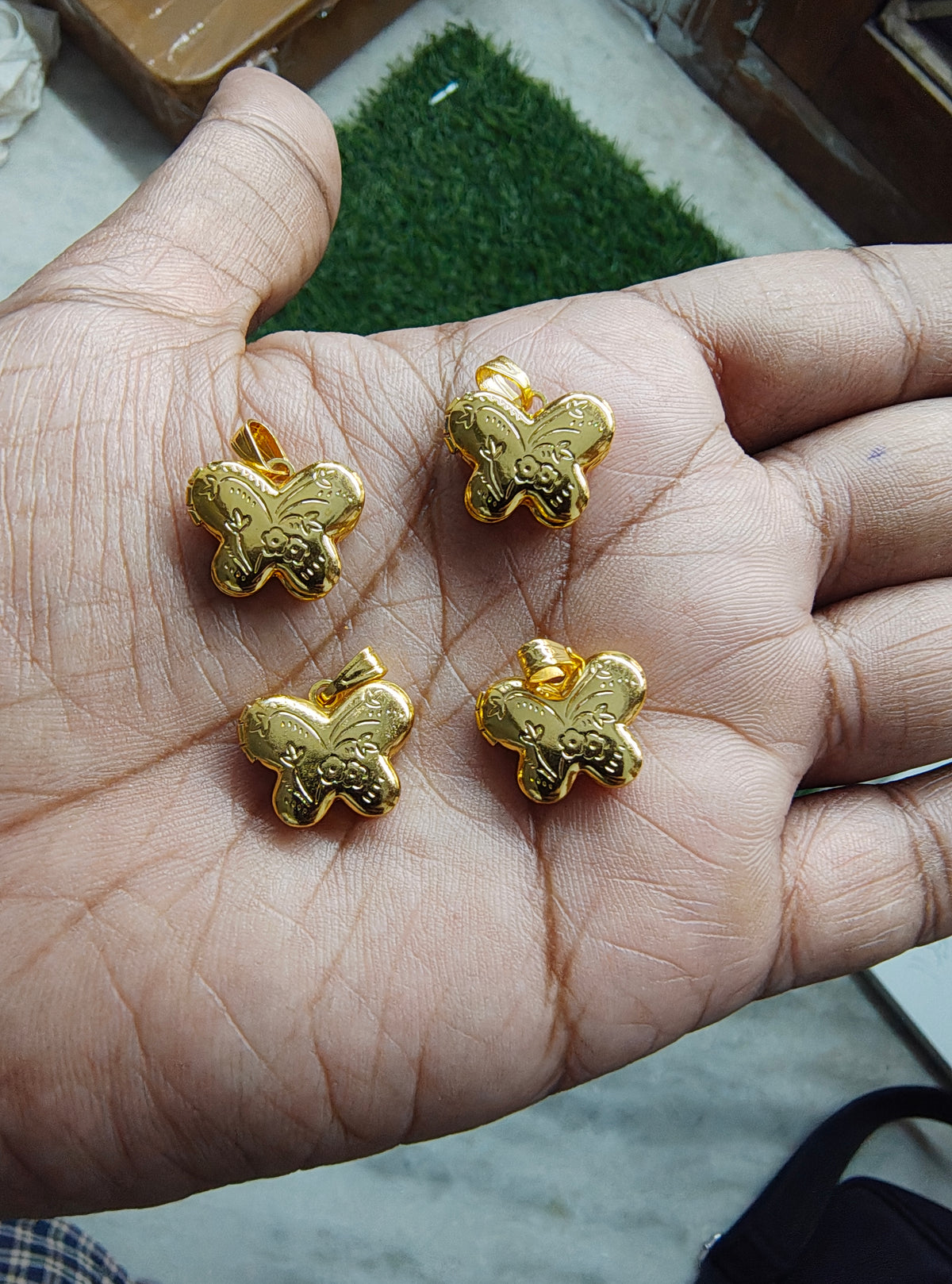 Golden openable butterfly pandent ( PC2030)