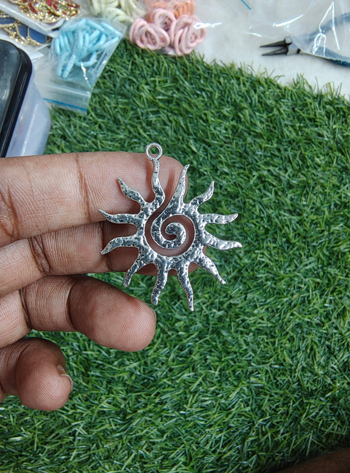 Sun charm ( MTC7052 )