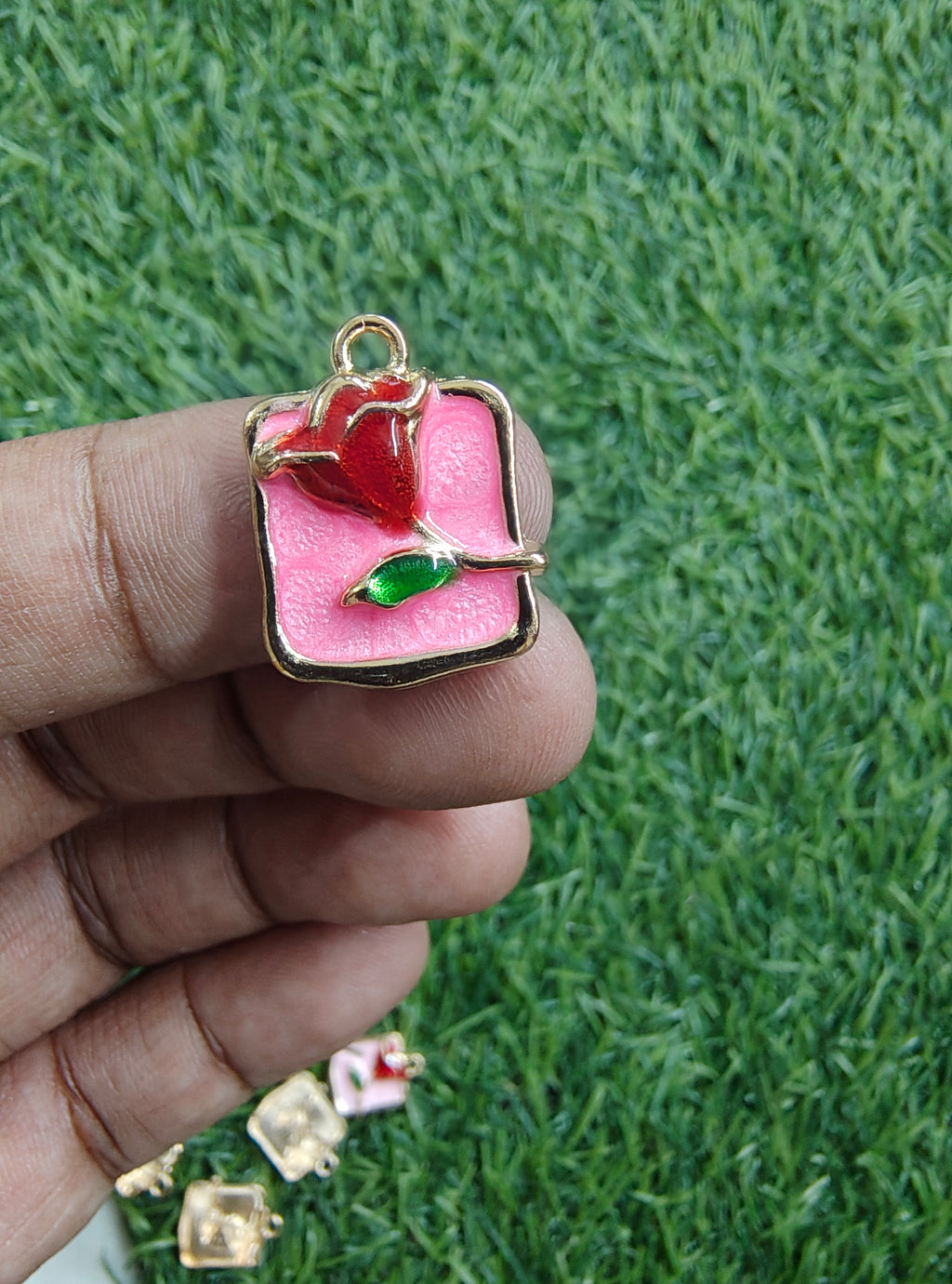 Square rose charm
