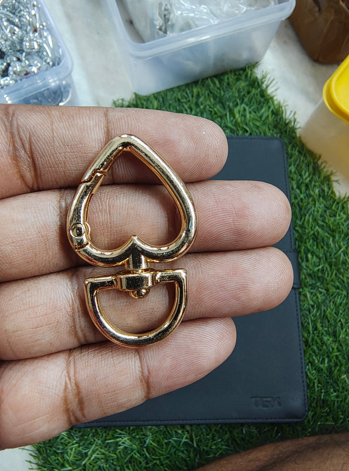 Heart shape heavy hook ( HK6030 )