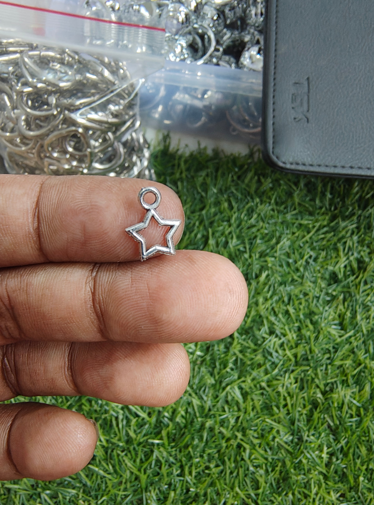 Silver star metal charm ( MTC7054 )