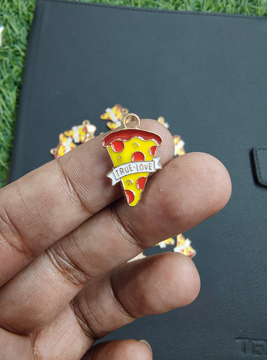 Pizza charm