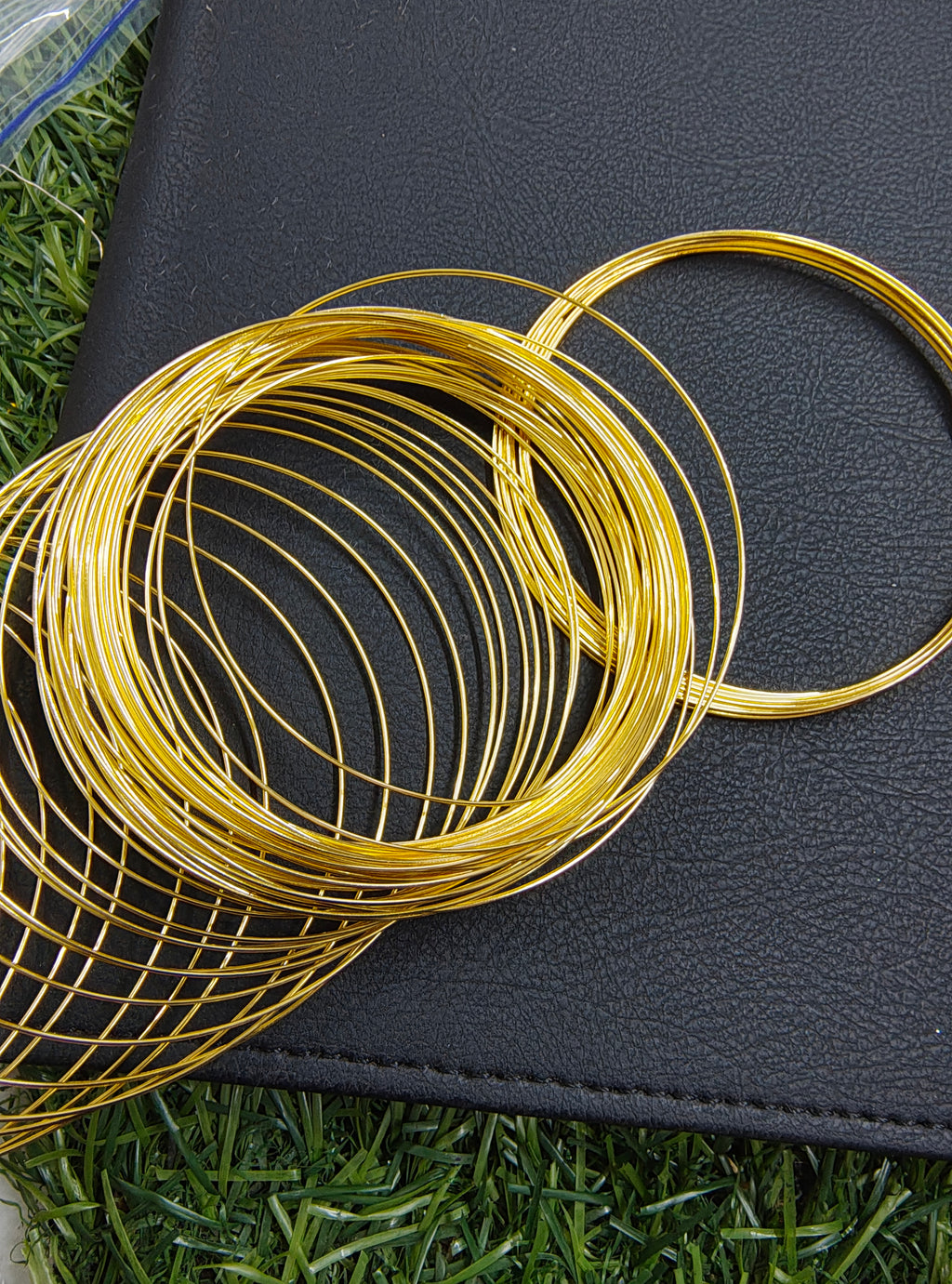 Bracelet making wire
