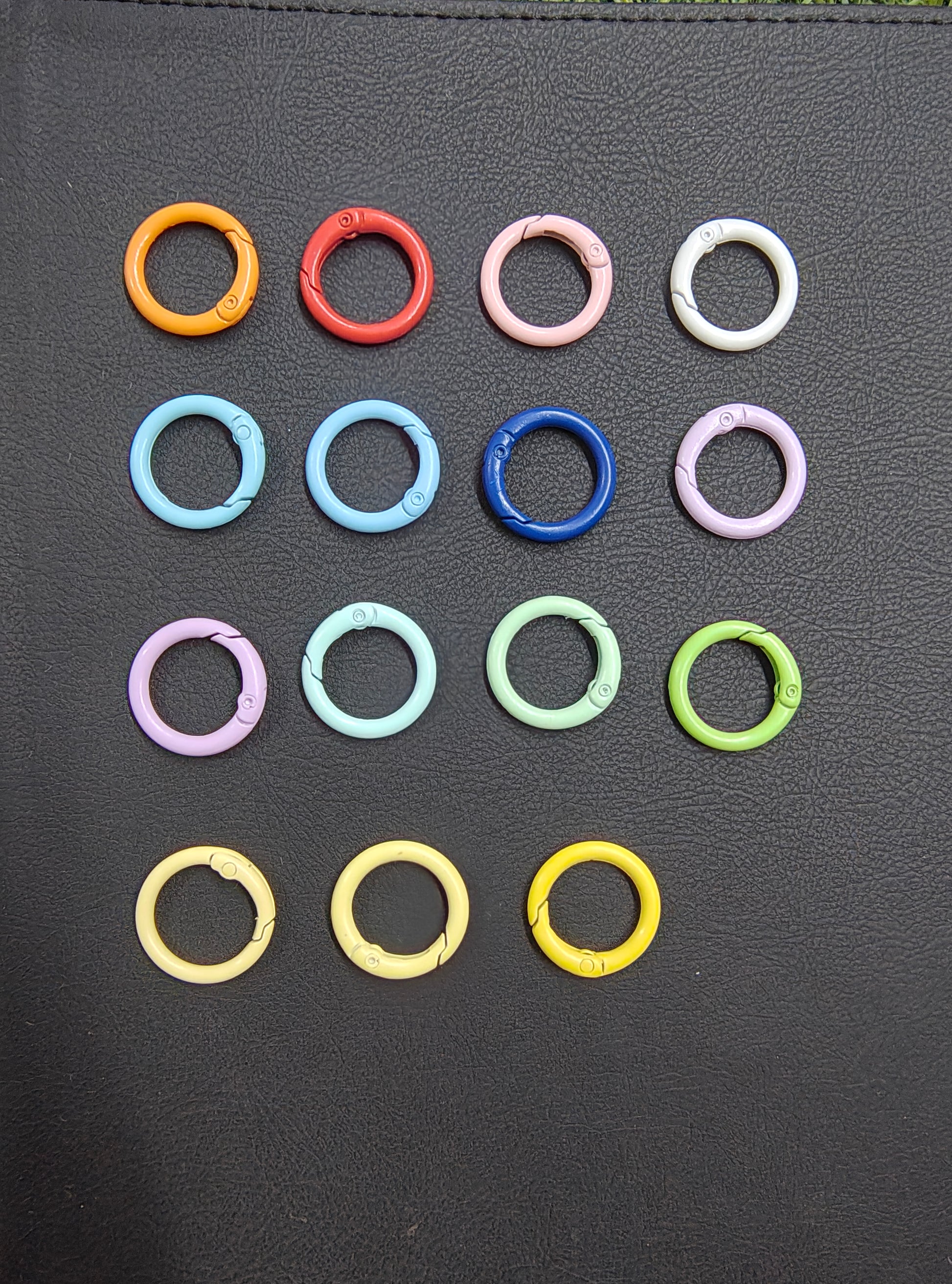 Colour push ring