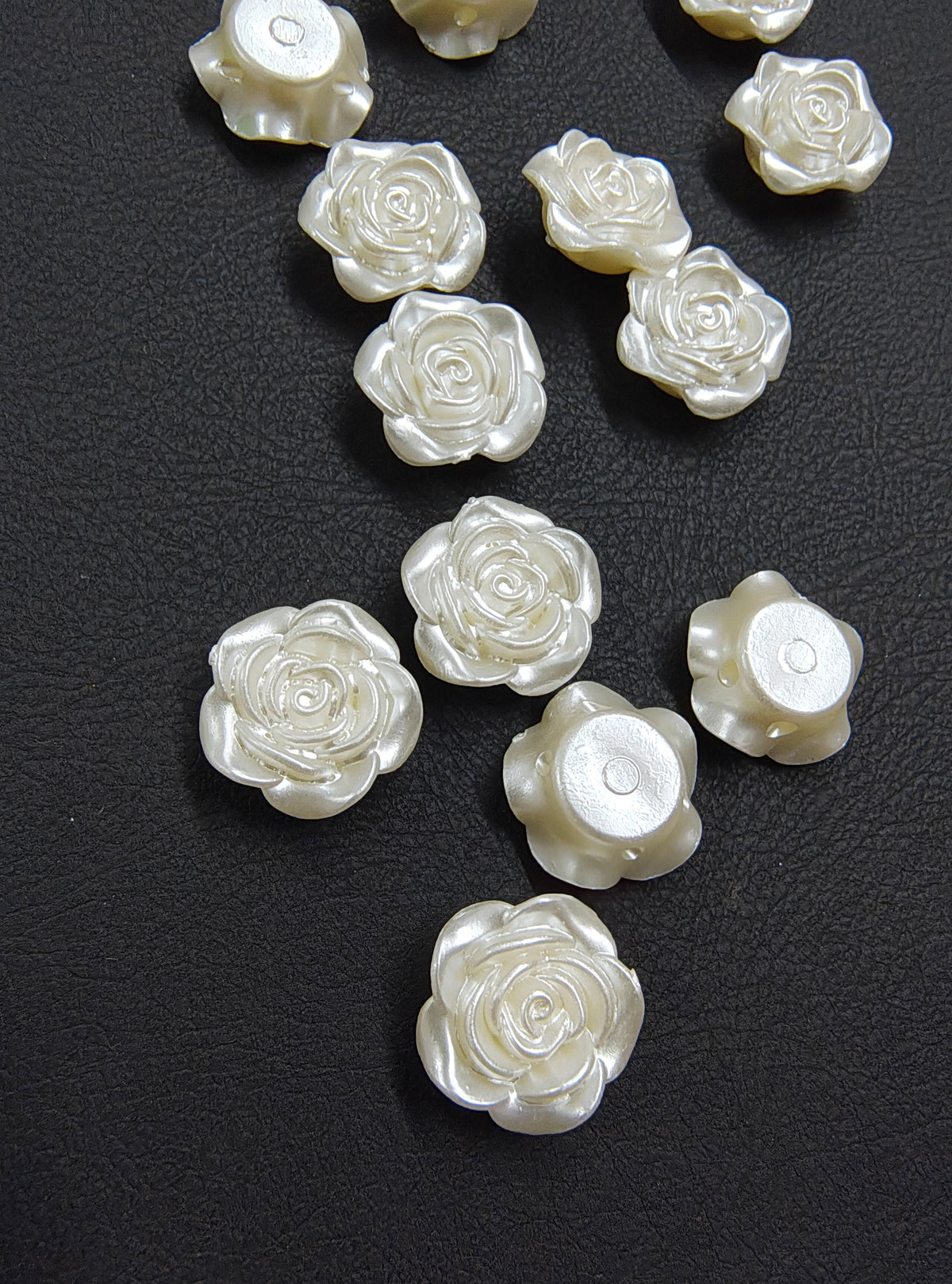 Acrylic pearl rose beads ( APB3007 )