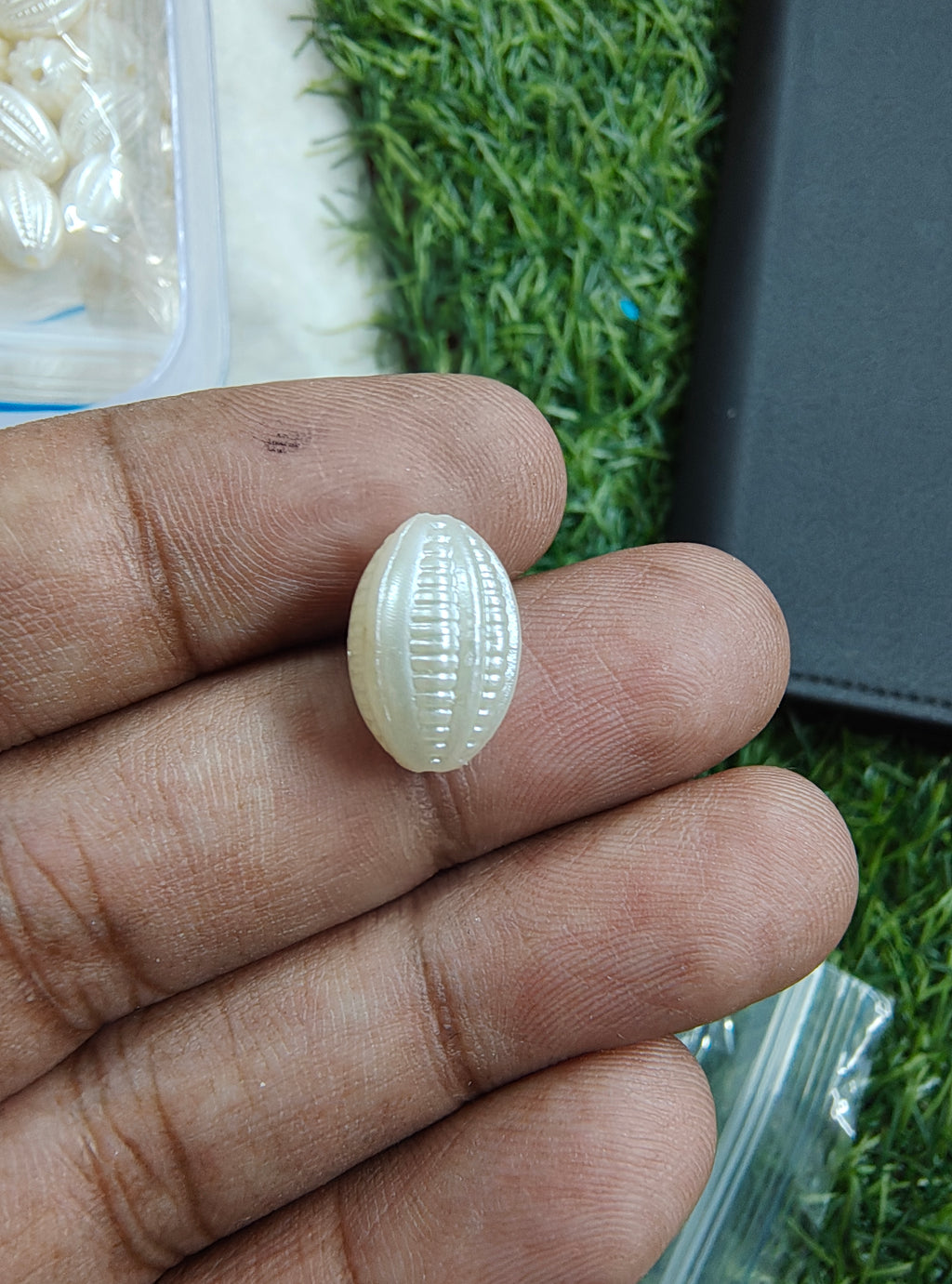 Oval shape acrylic pearl beads