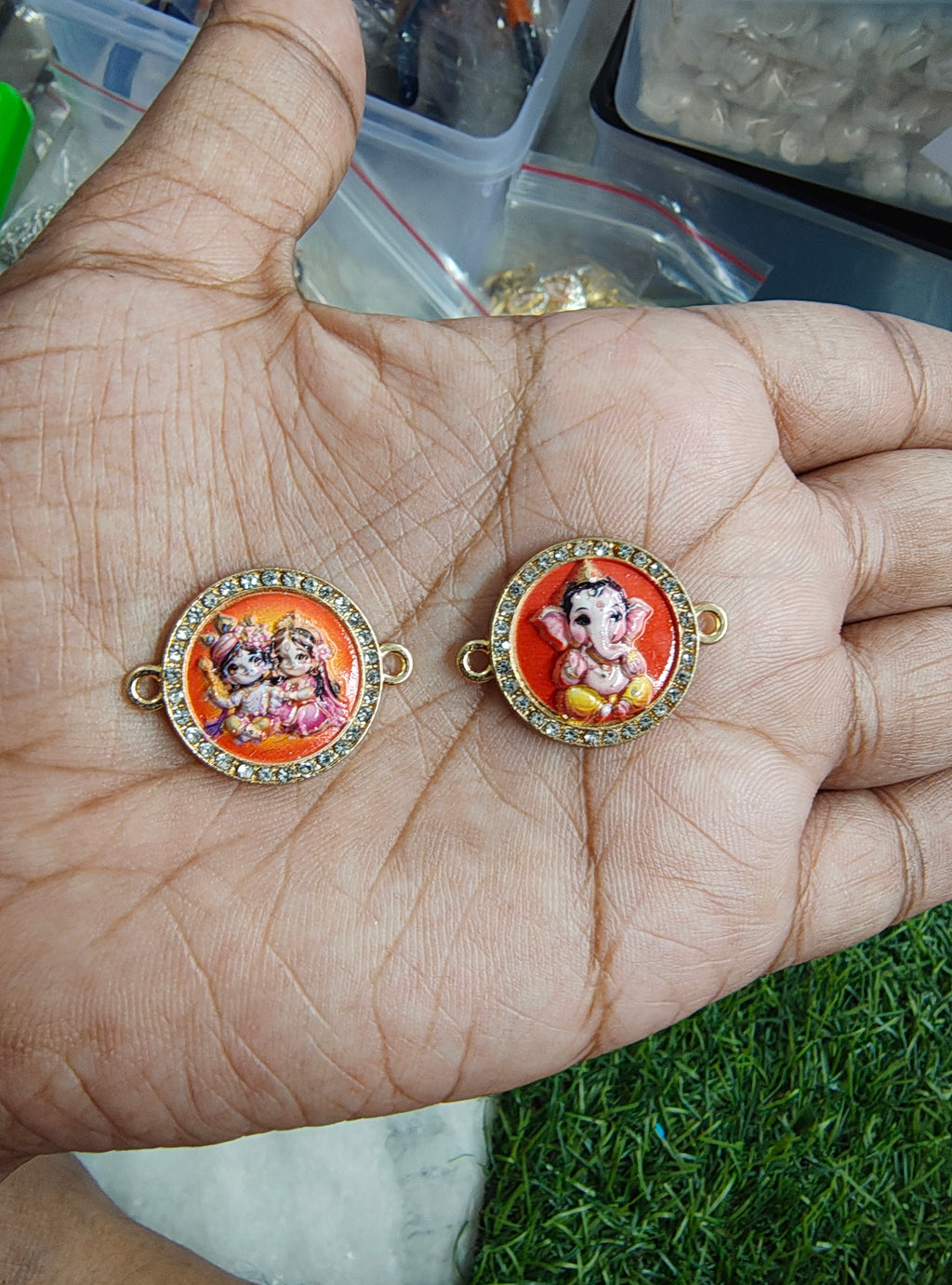 Rakhi charm (RC3042)