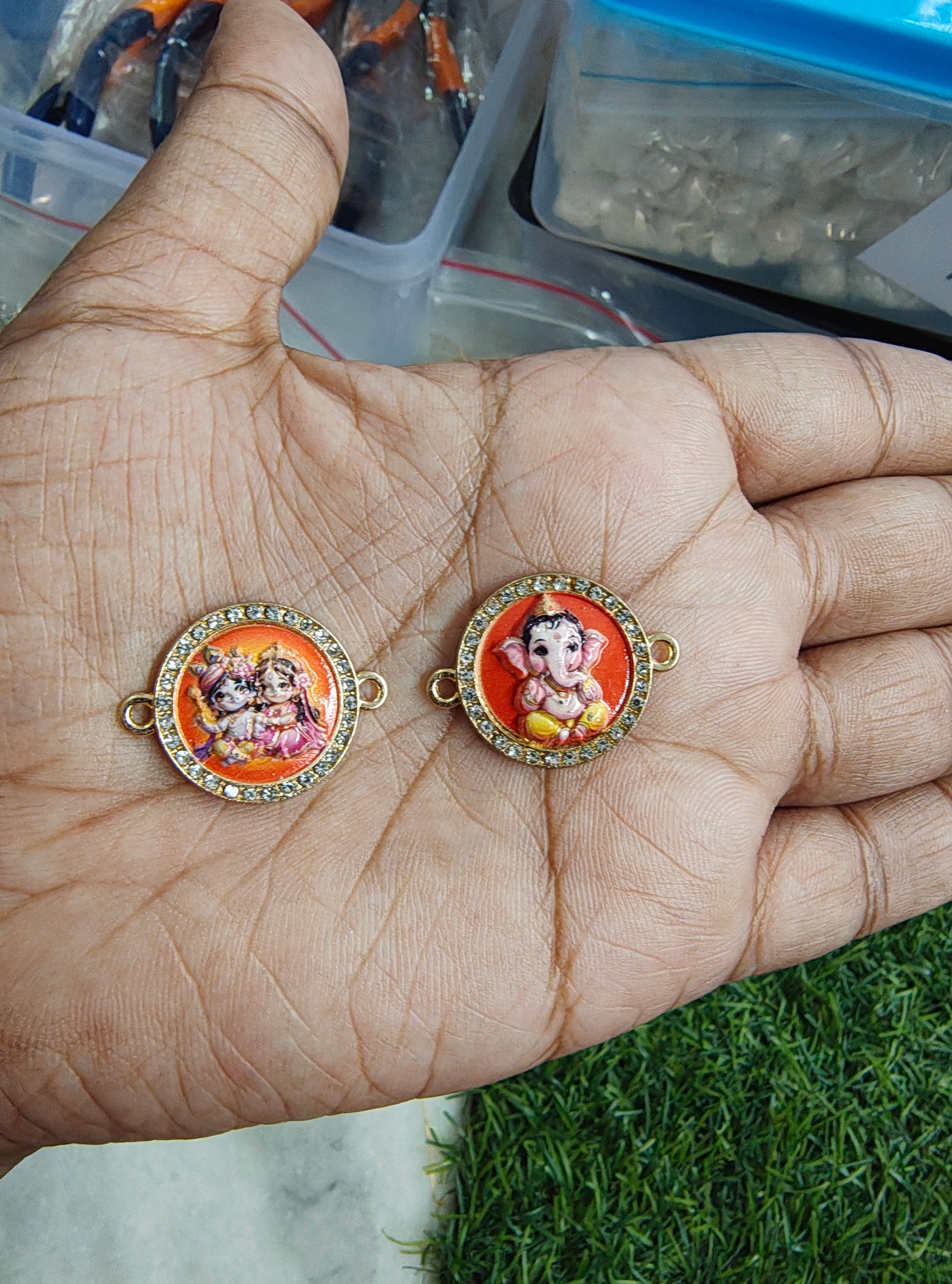Rakhi charm (RC3042)