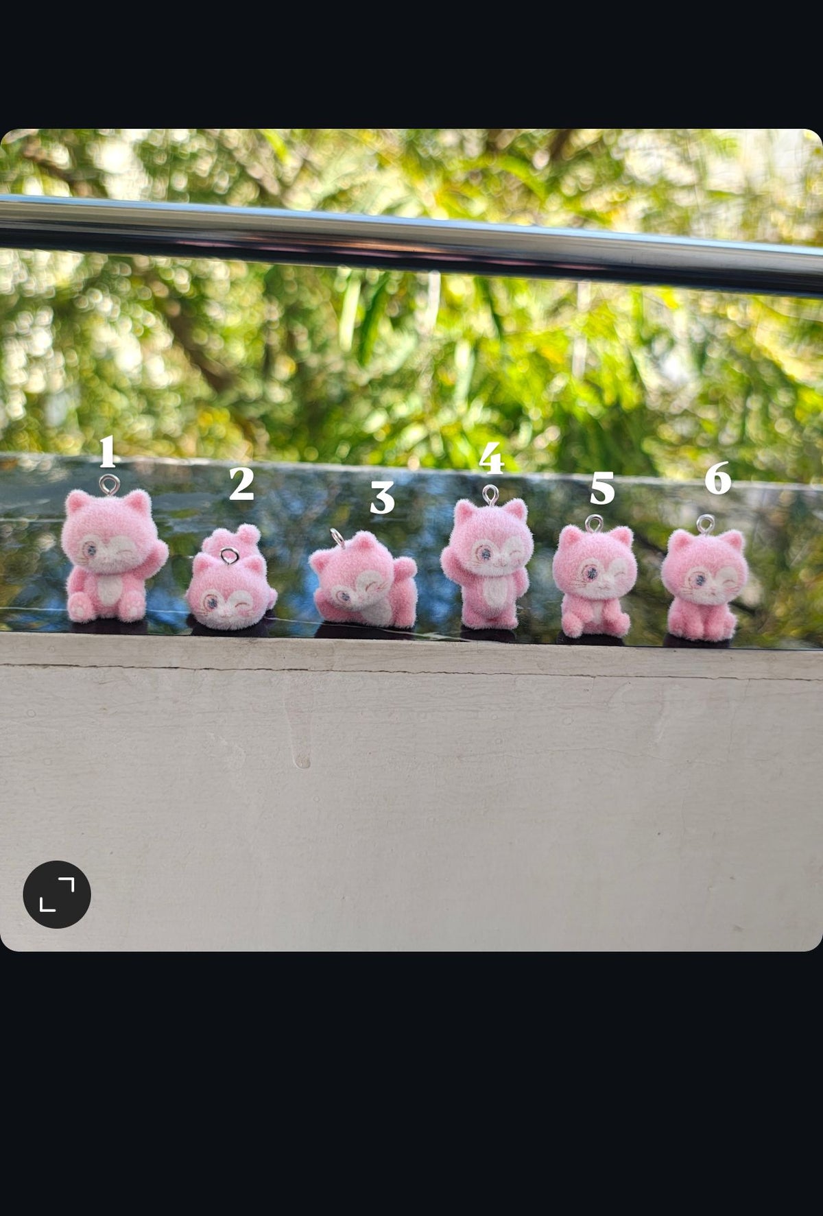 Light pink snitch fur charm ( 3DC1014 )