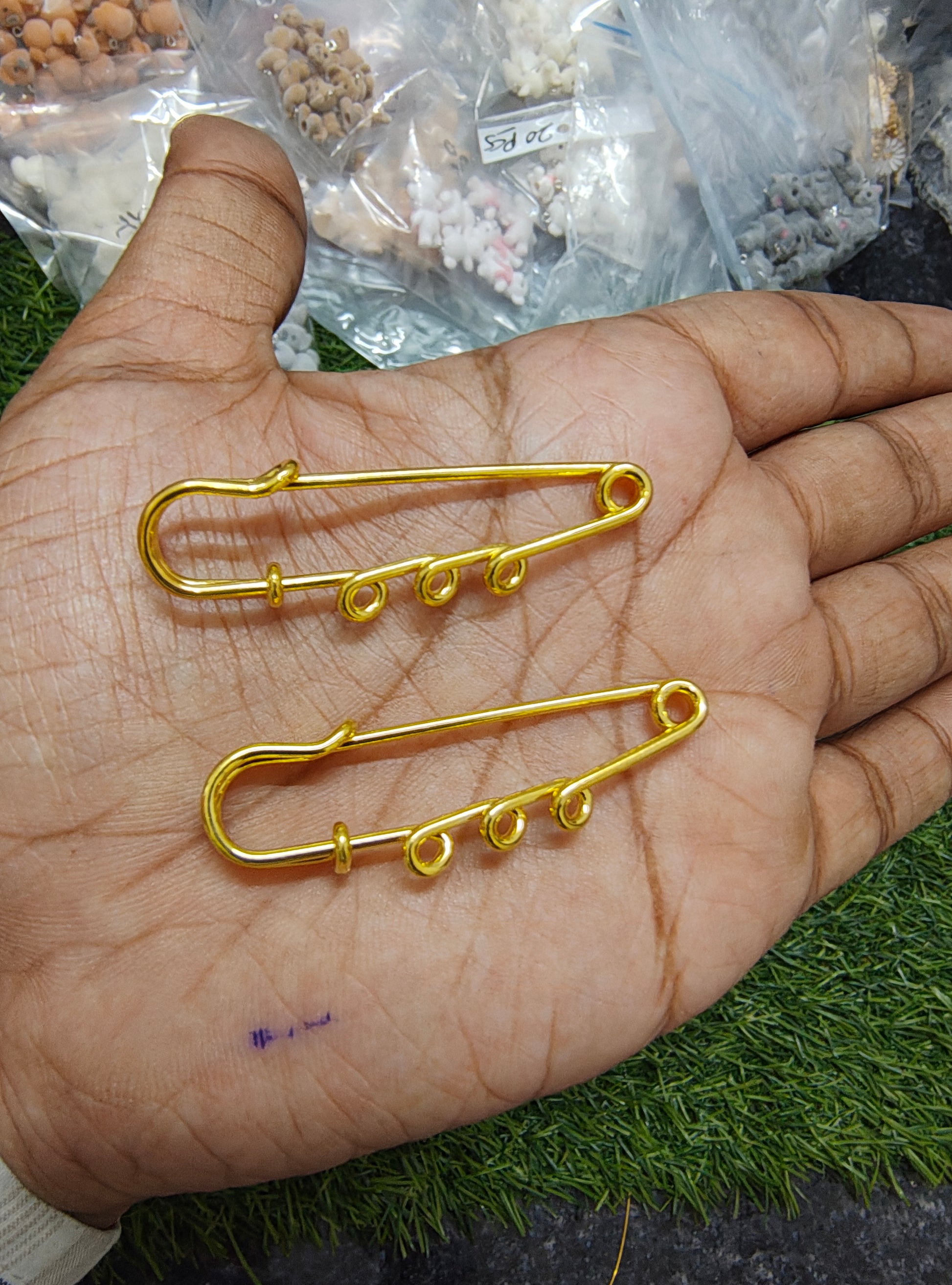 50 mm brooch pin with hole